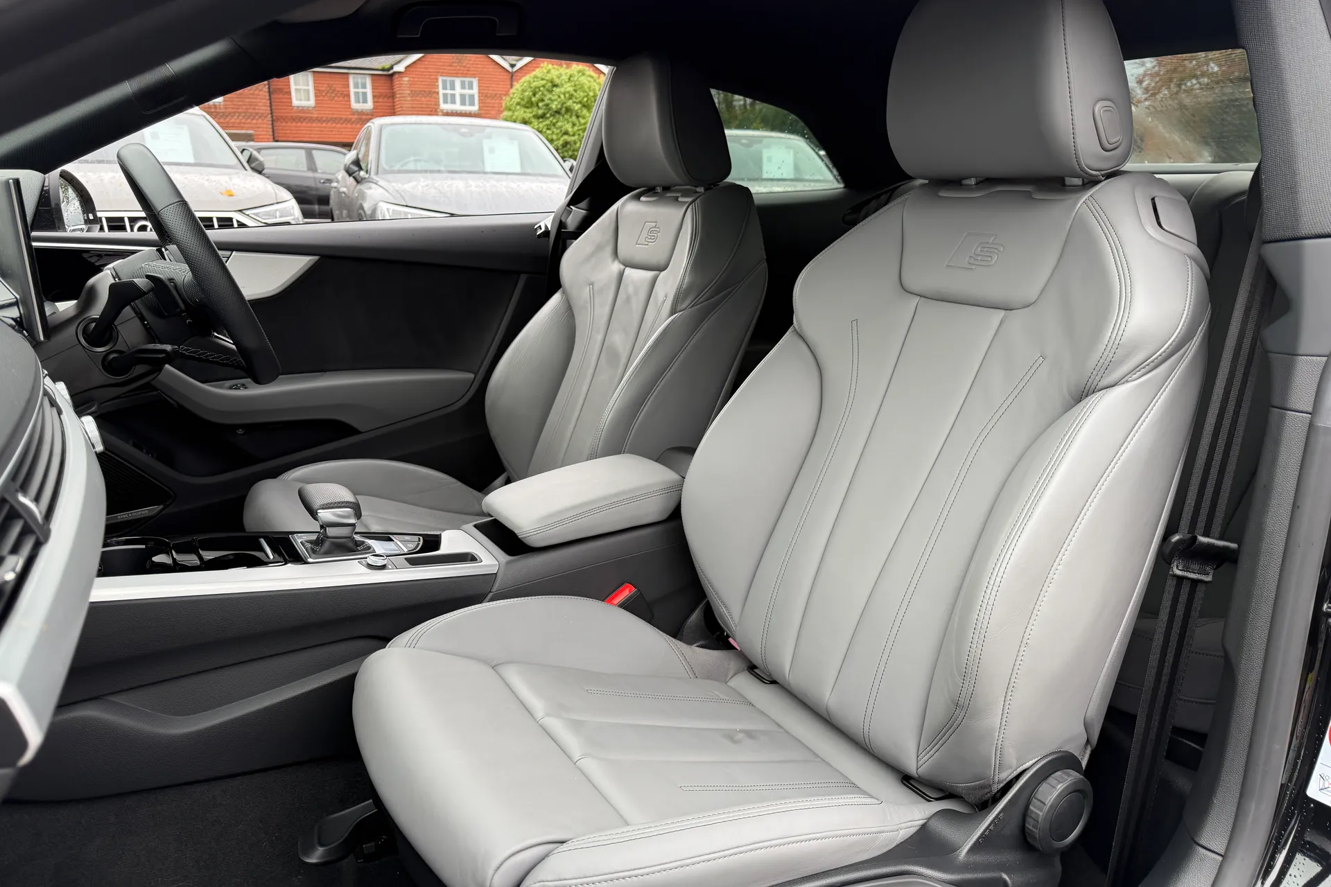 Audi A5 thumbnail image number 28