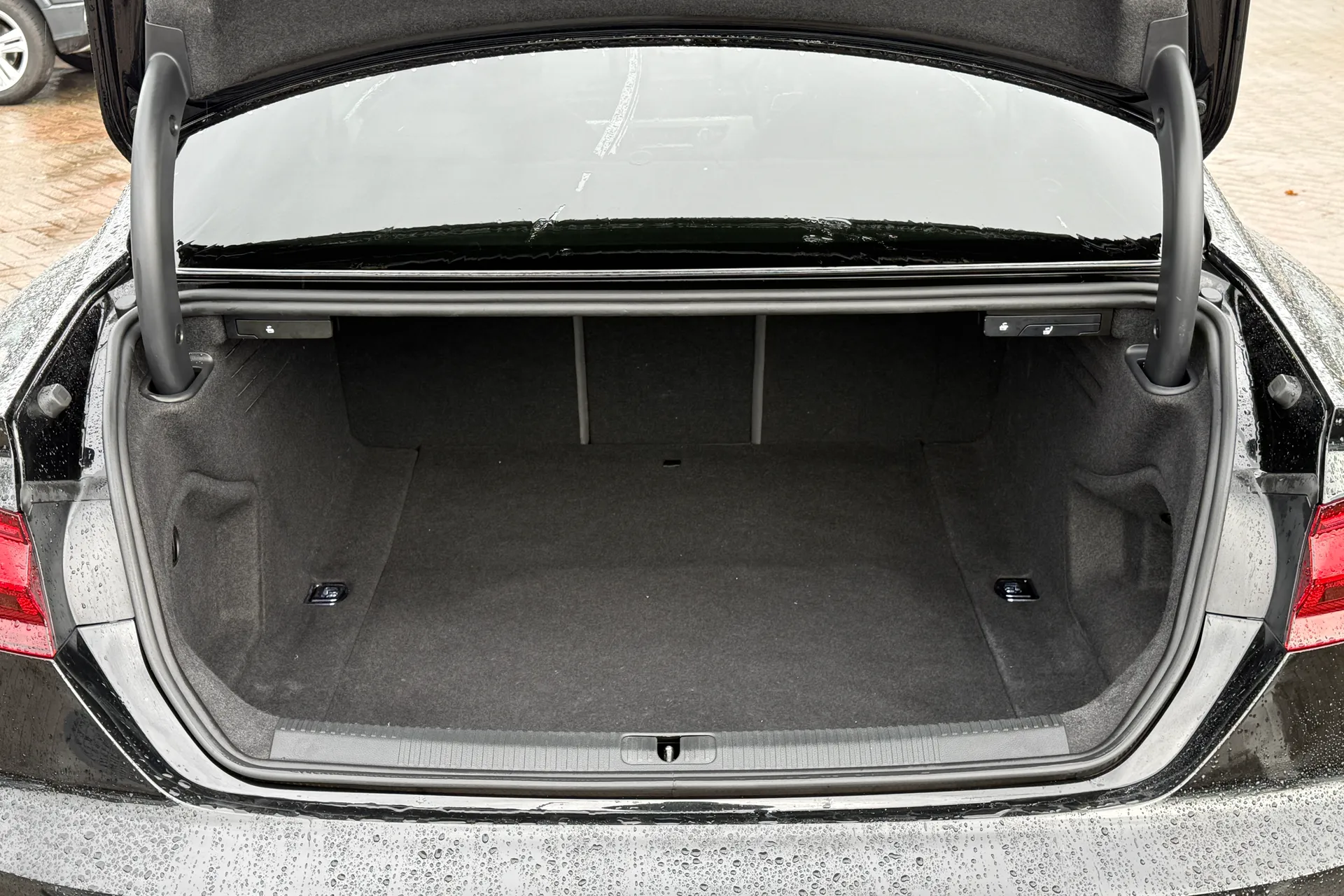 Audi A5 thumbnail image number 33