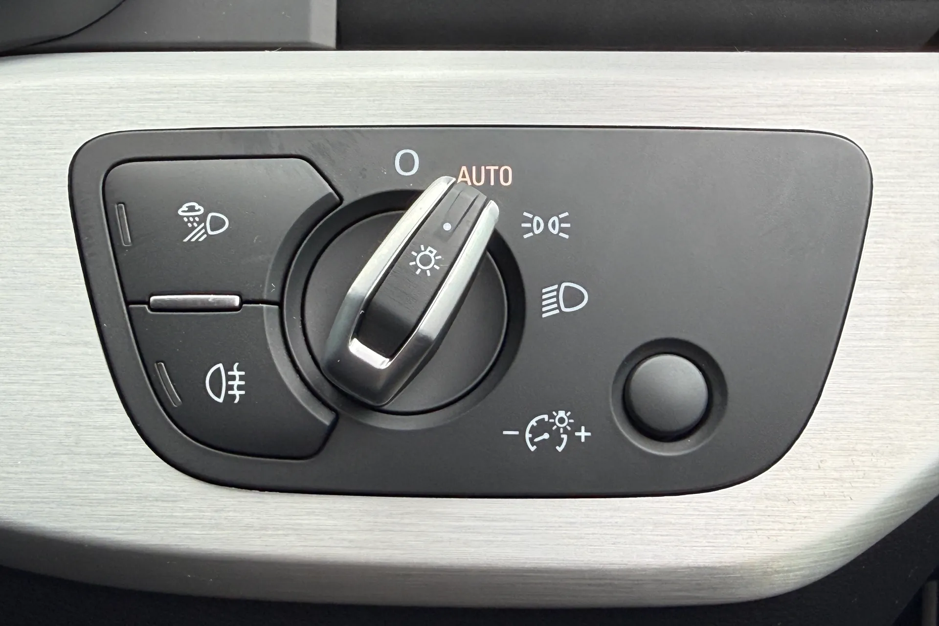 Audi A5 thumbnail image number 21