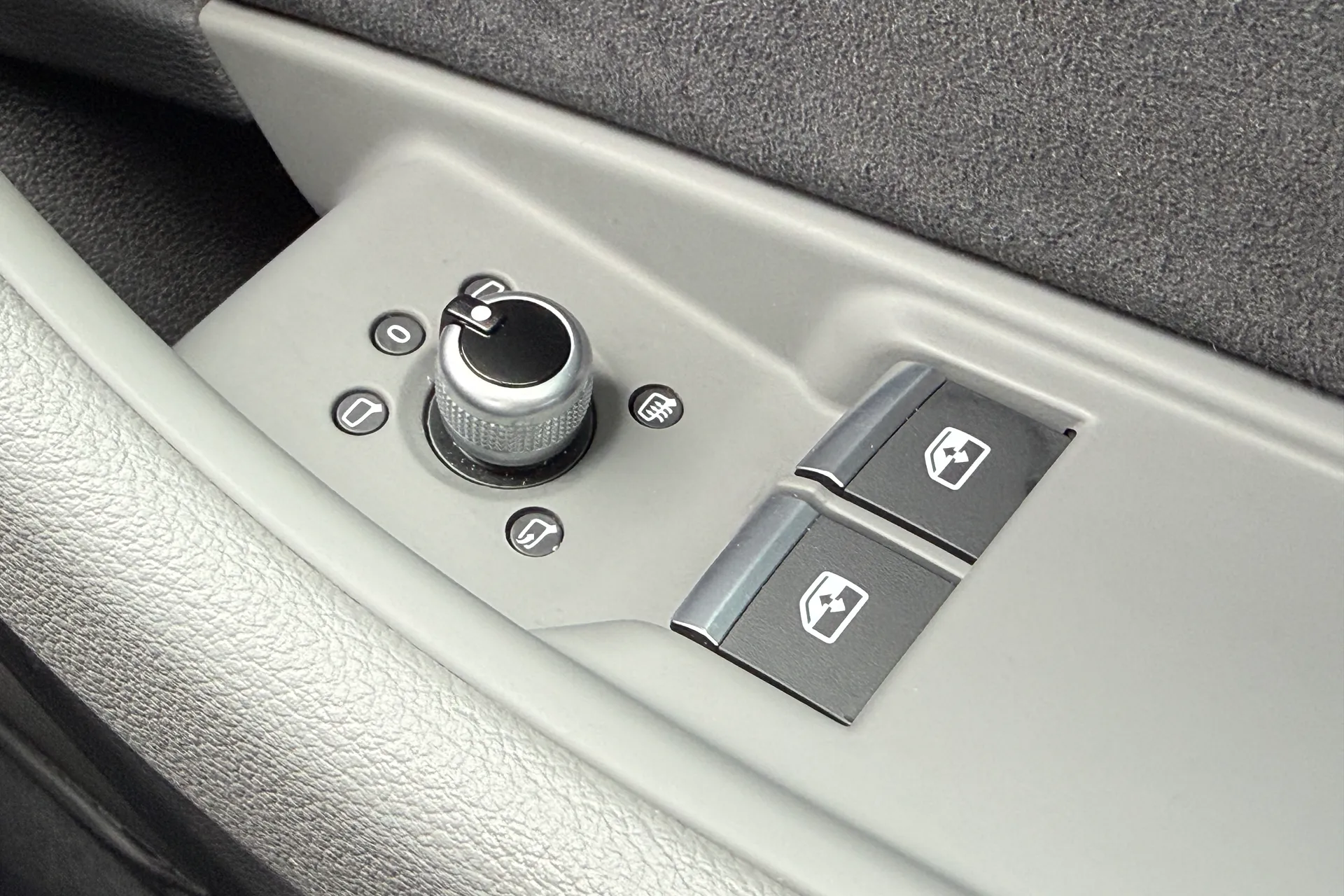 Audi A5 thumbnail image number 17