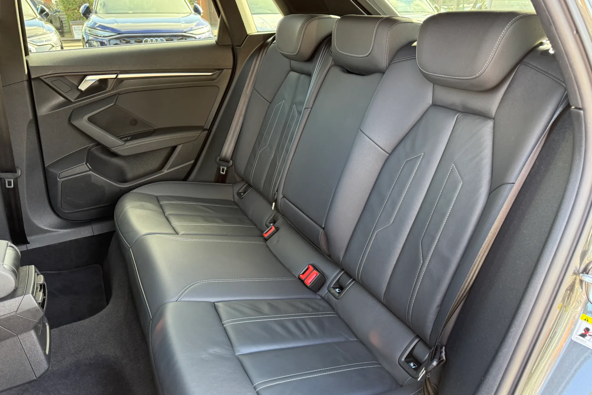 Audi A3 thumbnail image number 40
