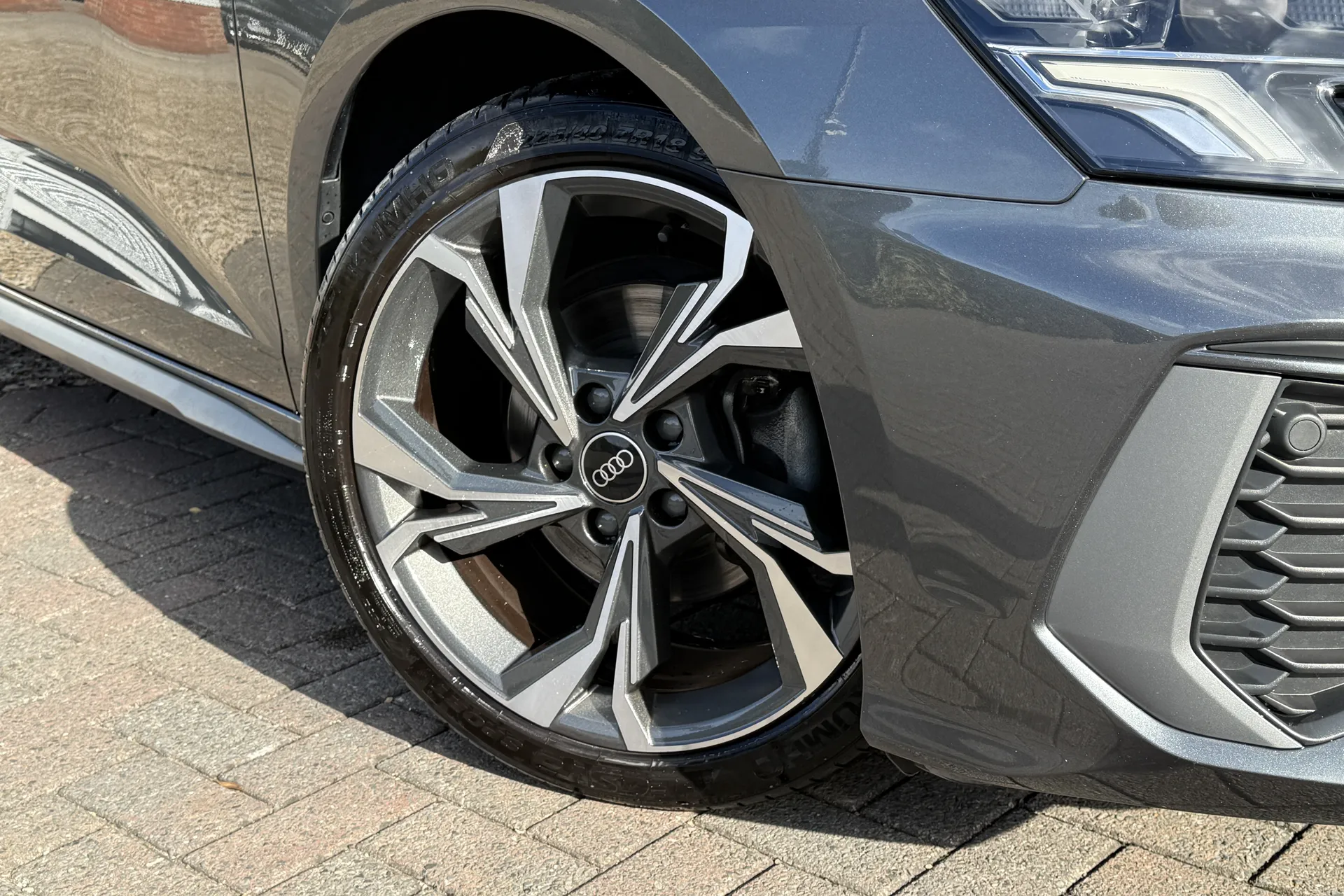 Audi A3 thumbnail image number 7