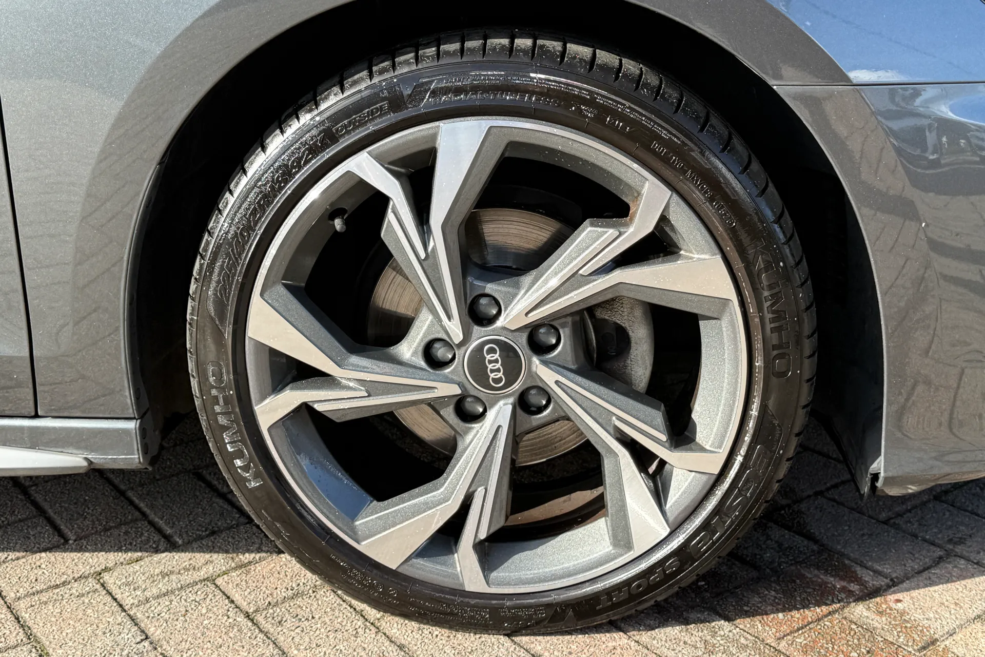 Audi A3 thumbnail image number 45