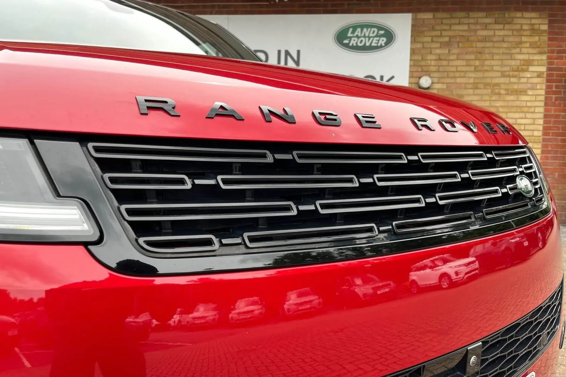 LAND ROVER RANGE ROVER SPORT thumbnail image number 16
