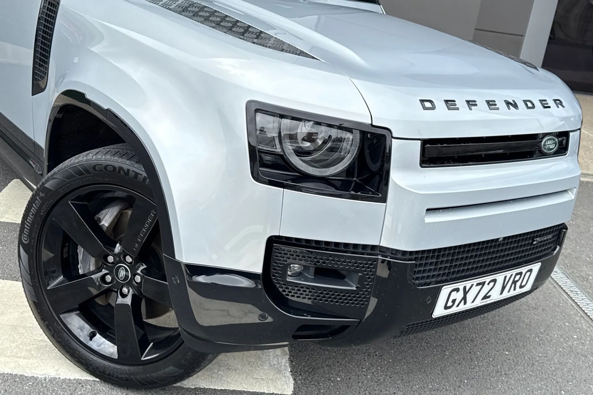 LAND ROVER DEFENDER thumbnail image number 24