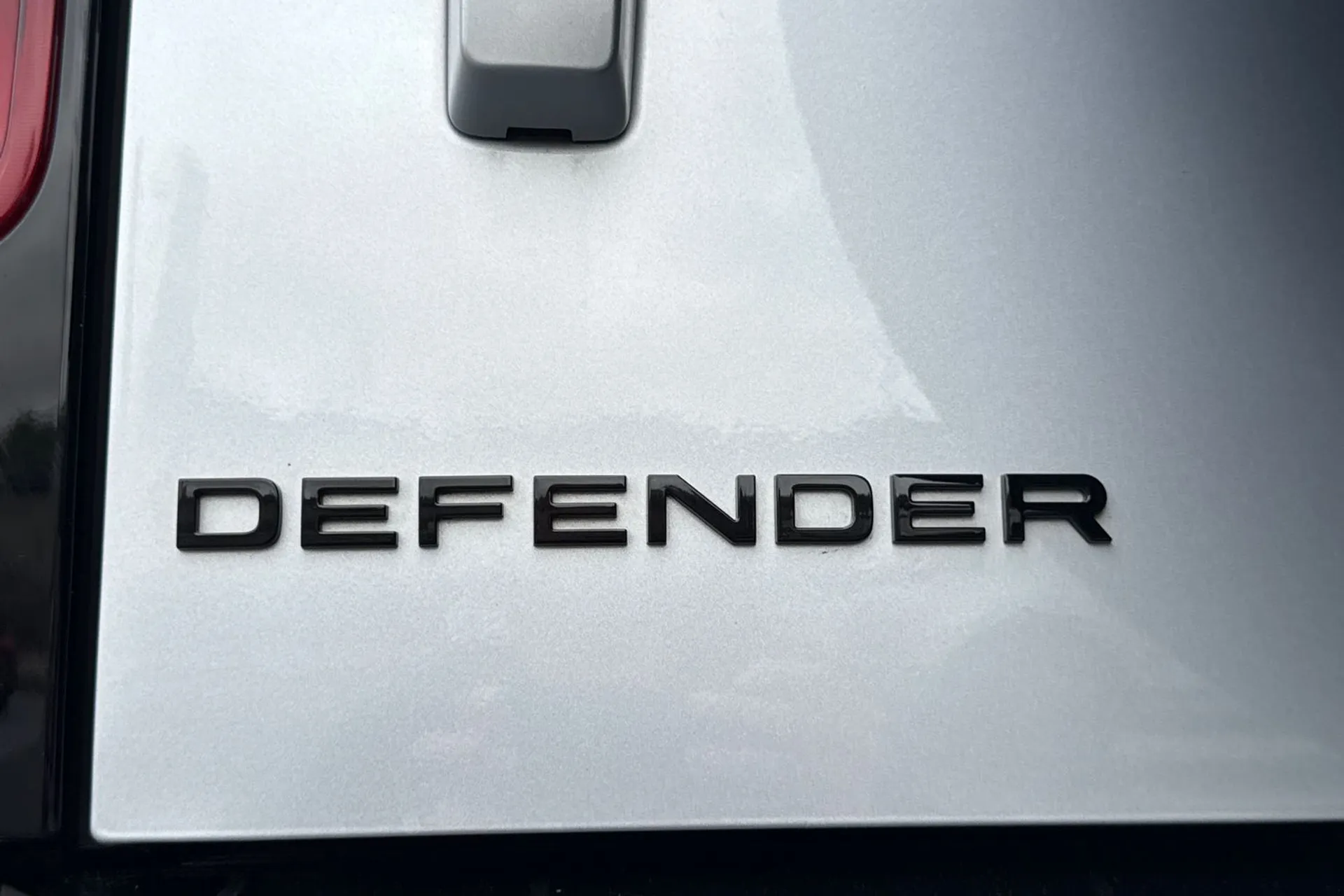 LAND ROVER DEFENDER thumbnail image number 33
