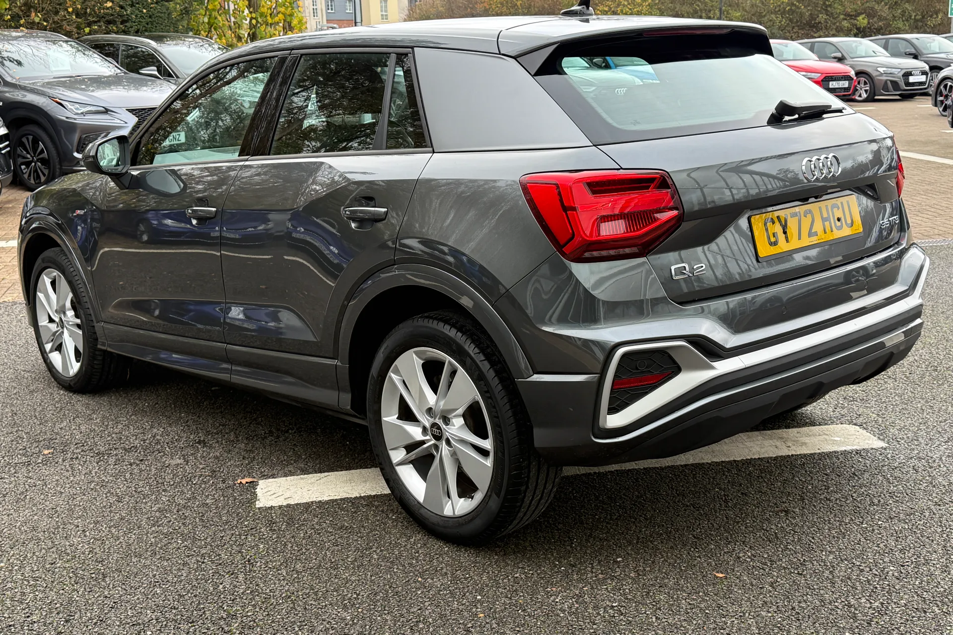 Audi Q2 thumbnail image number 9