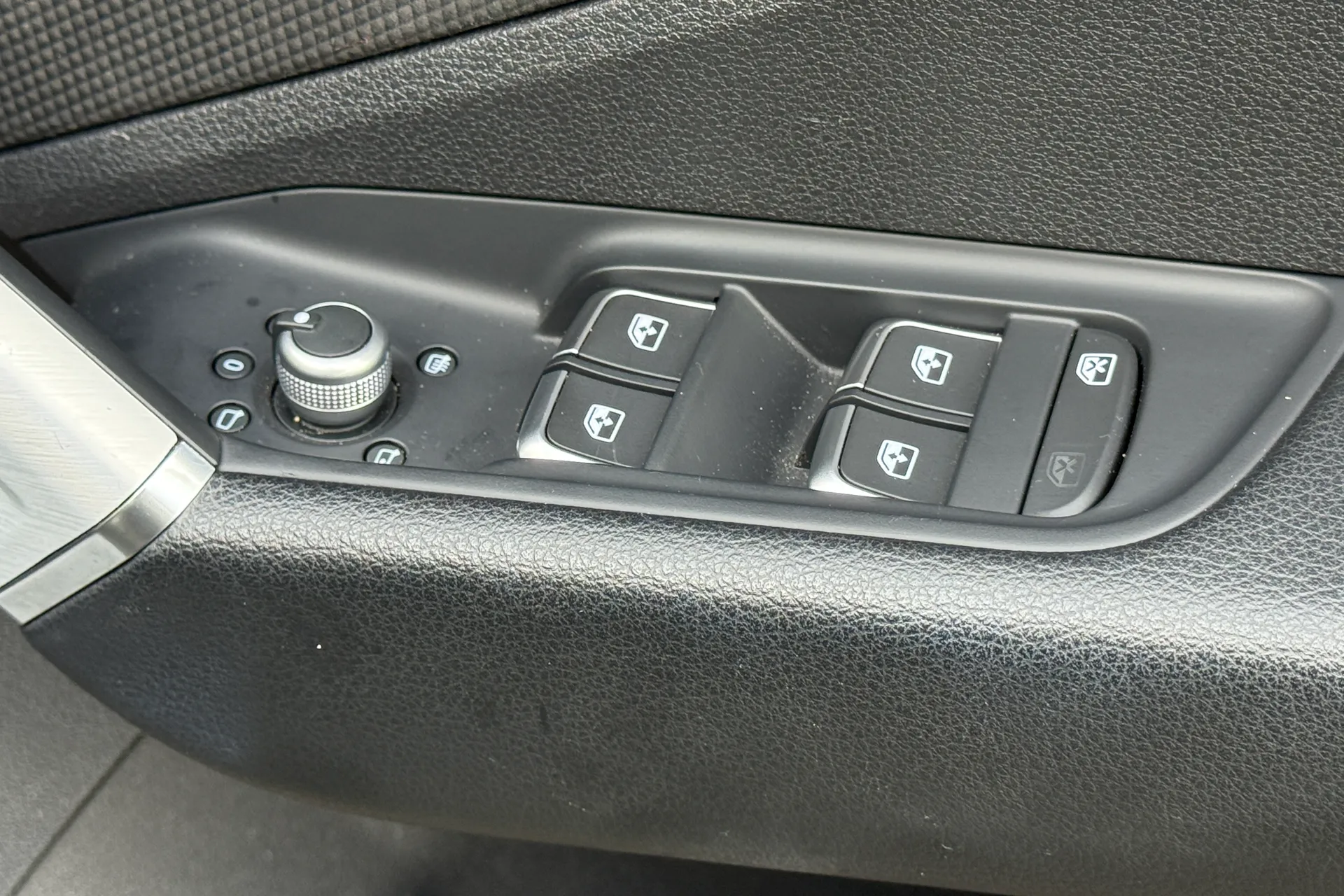 Audi Q2 thumbnail image number 43