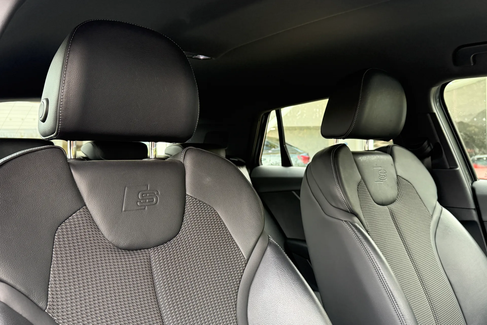 Audi Q2 thumbnail image number 38