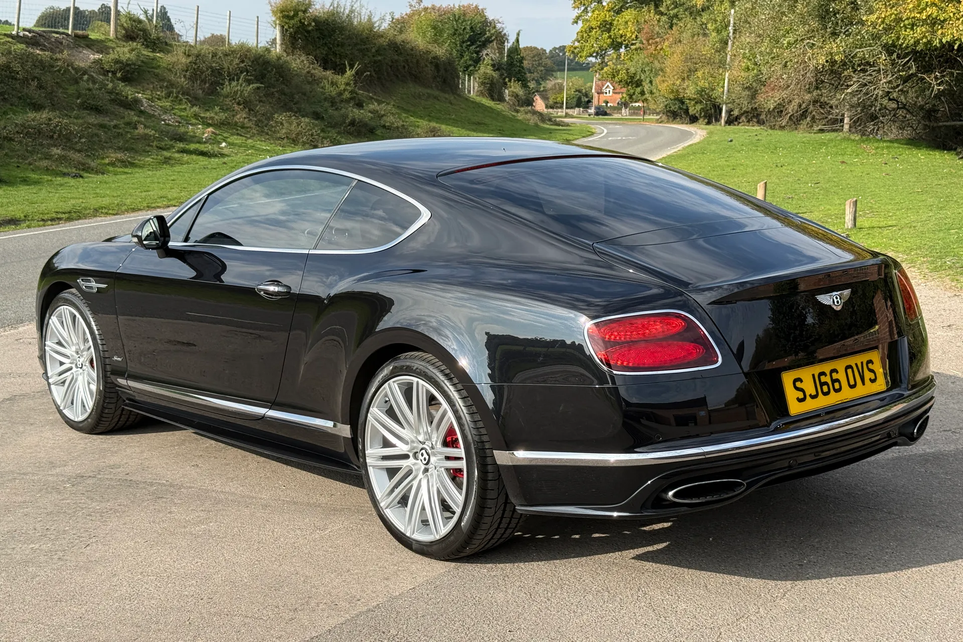 Bentley CONTINENTAL GT thumbnail image number 30