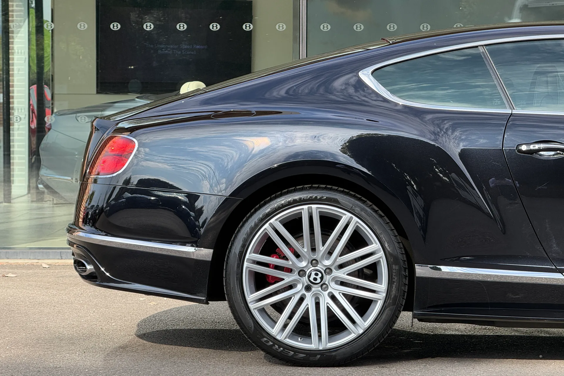 Bentley CONTINENTAL GT thumbnail image number 3
