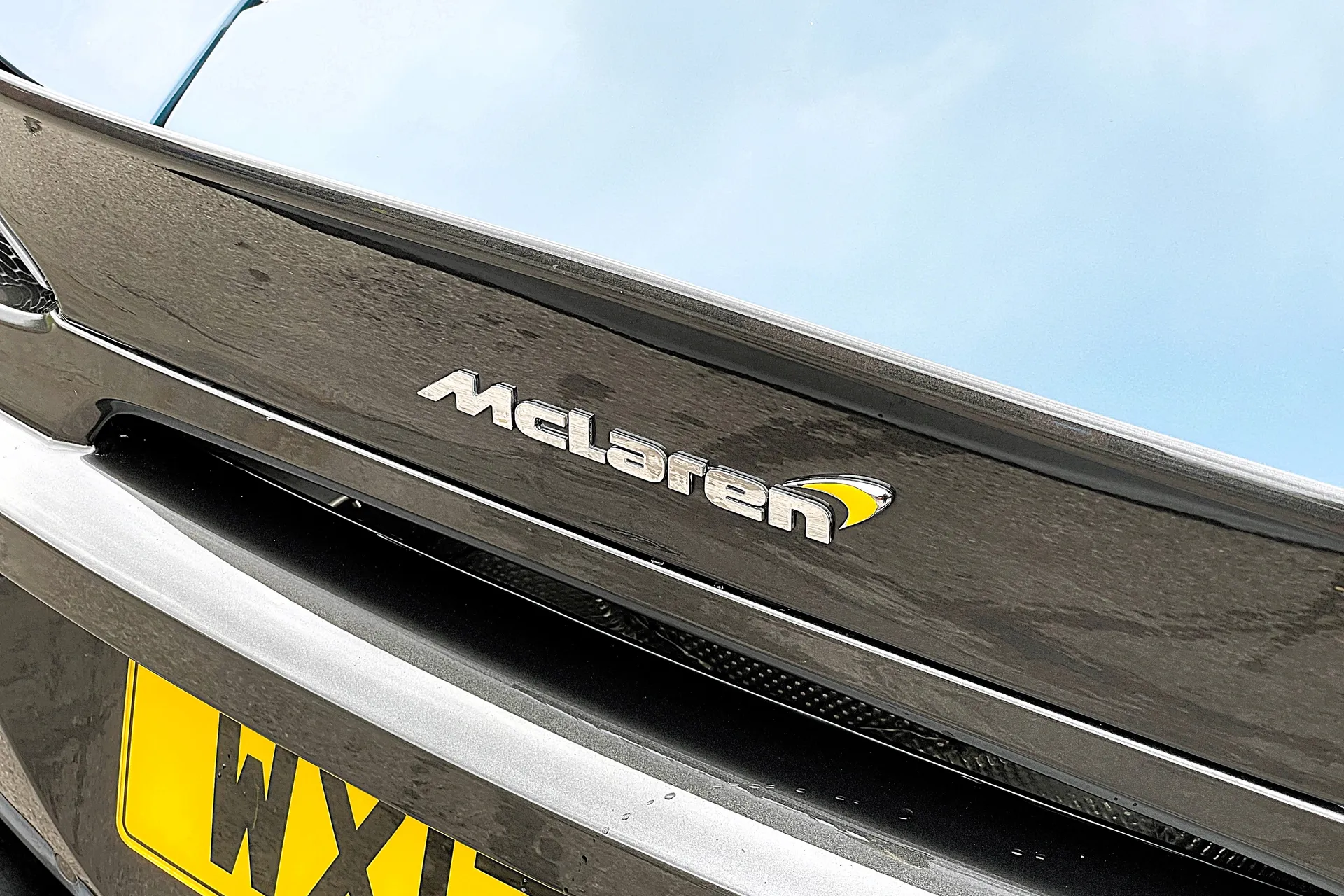 McLaren 570 thumbnail image number 19