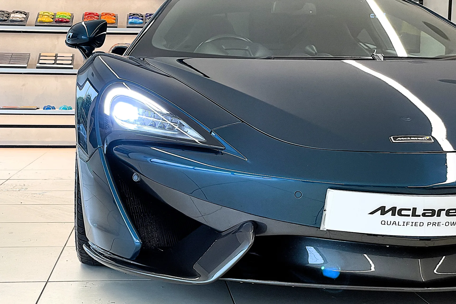 McLaren 570 thumbnail image number 7