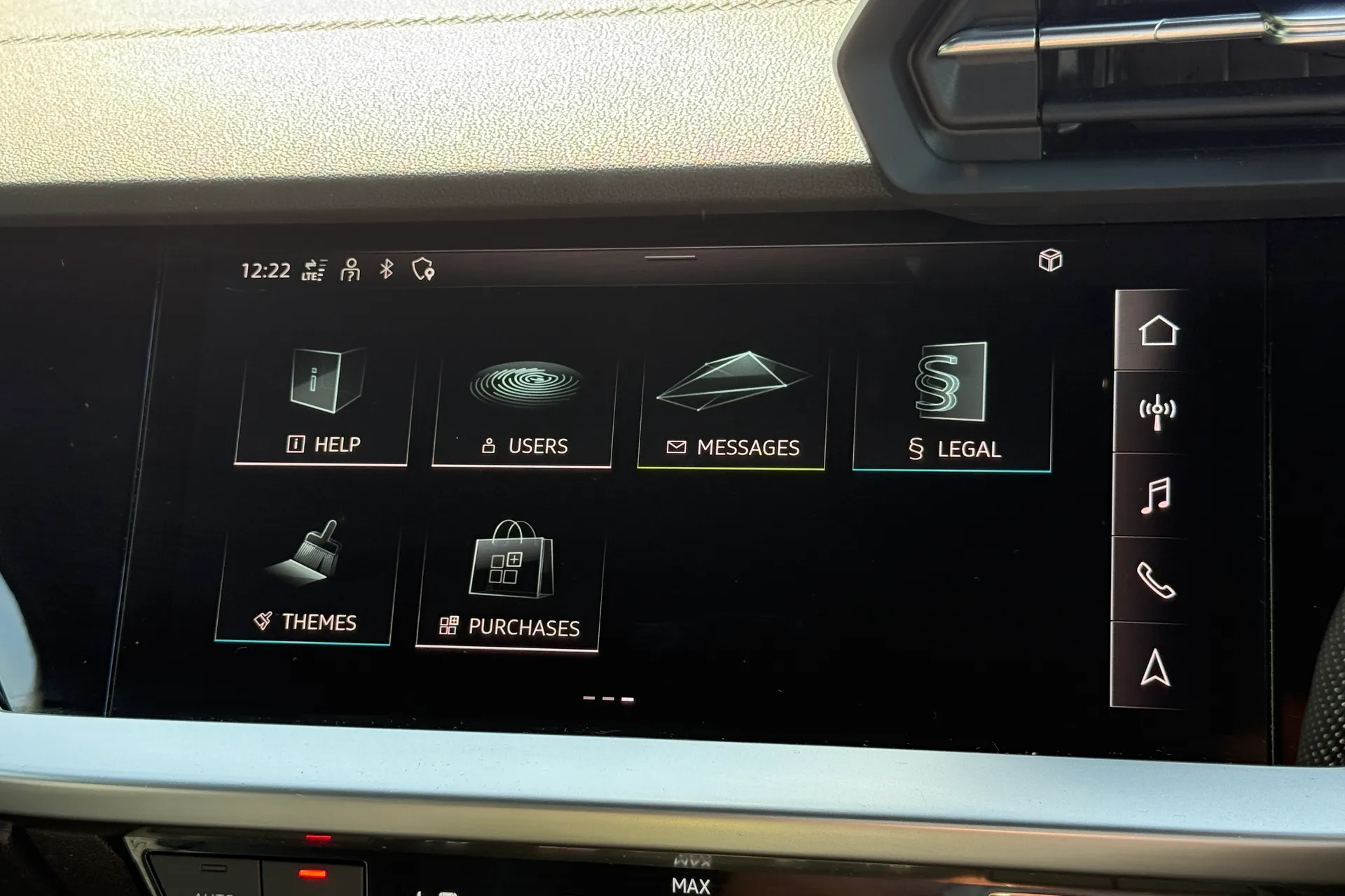 Audi A3 thumbnail image number 19