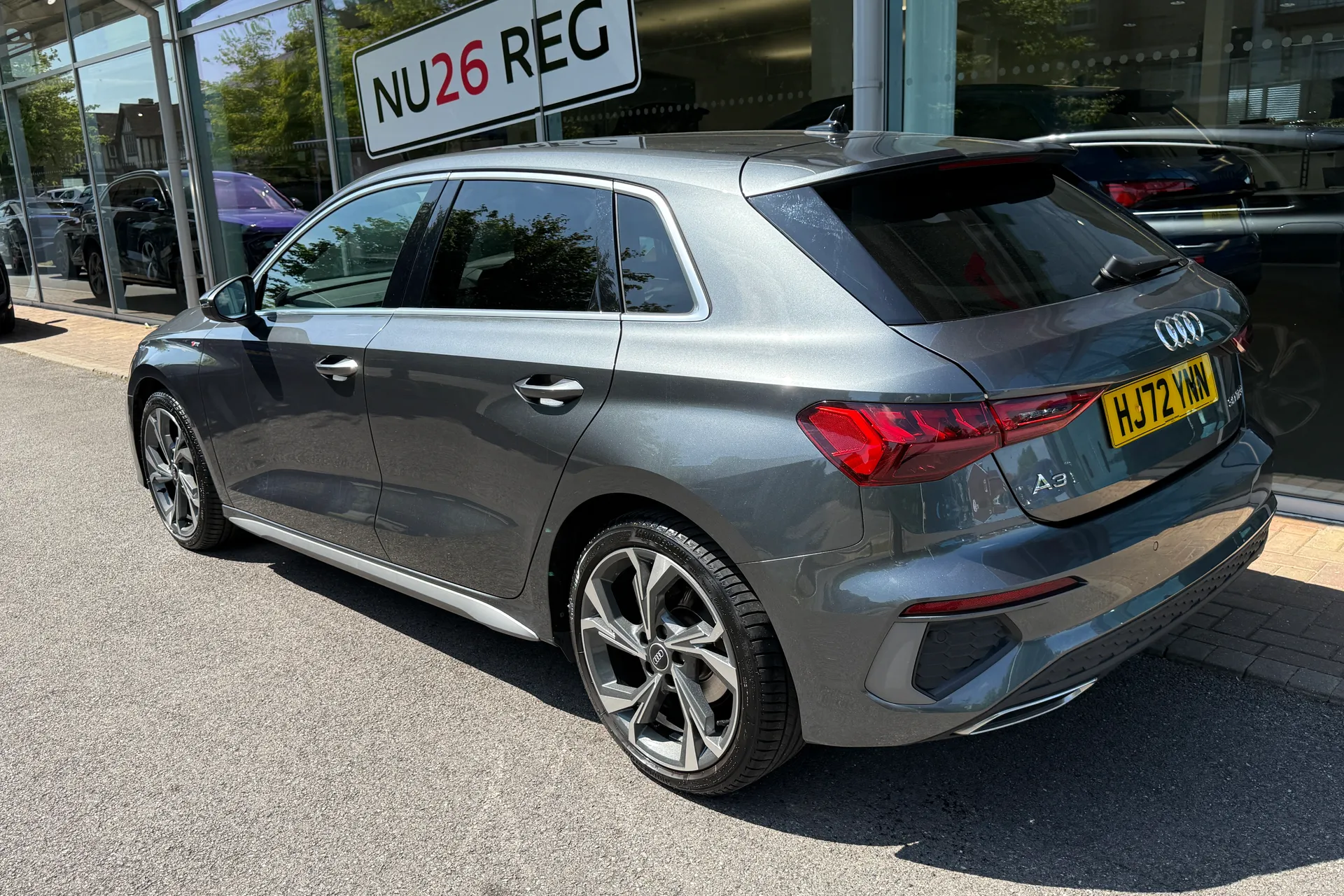 Audi A3 thumbnail image number 8