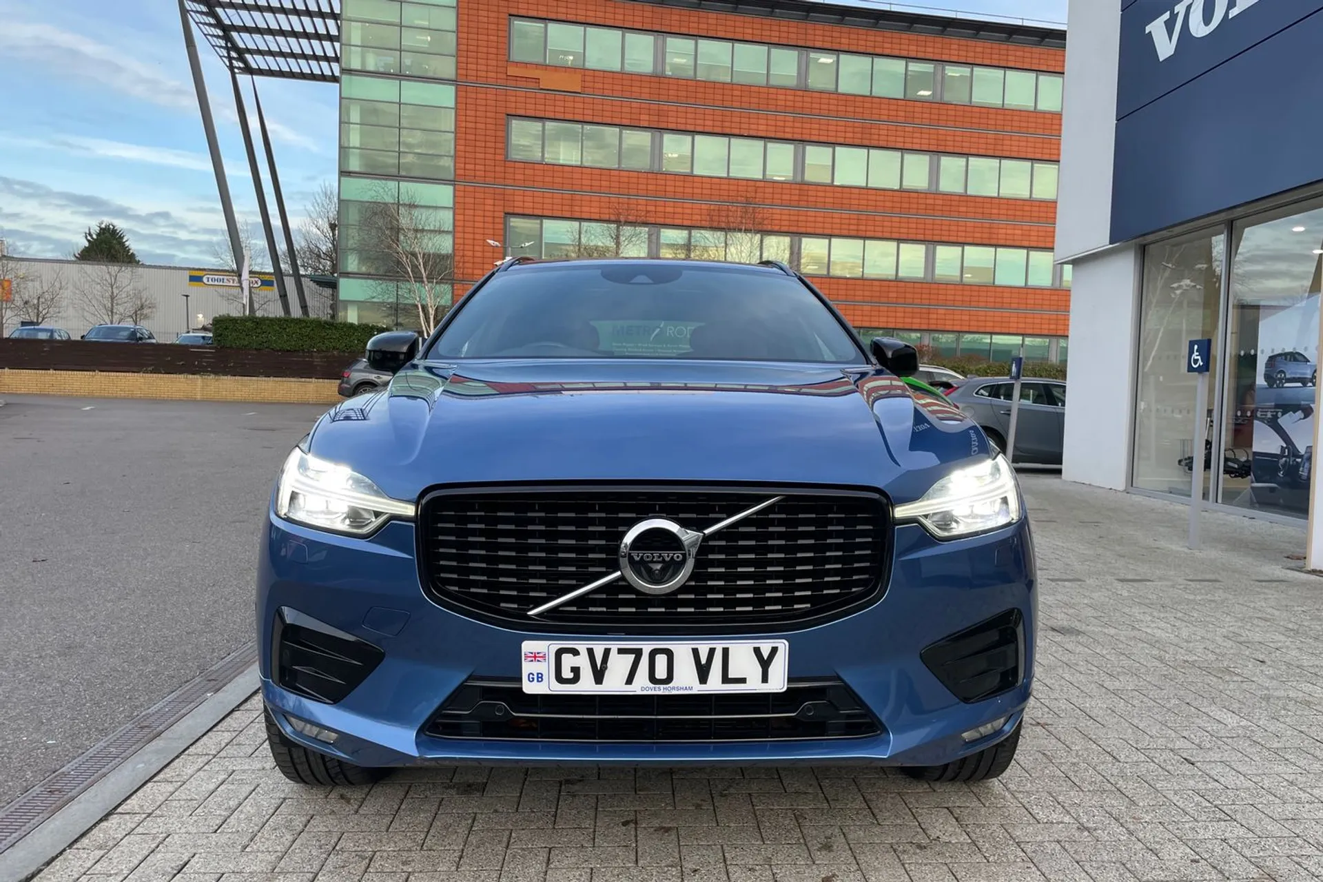 Volvo XC60 thumbnail image number 12