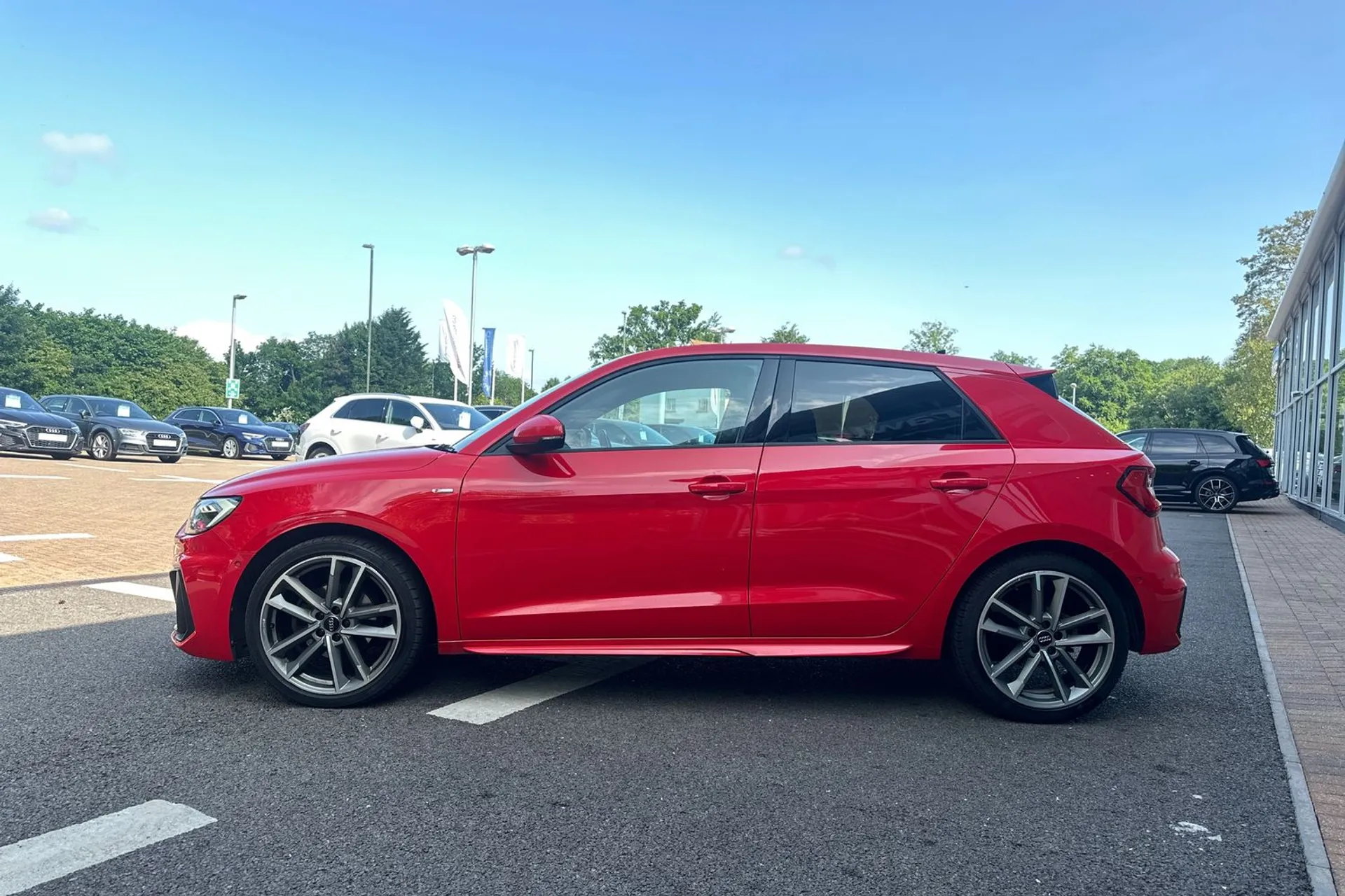 Audi A1 thumbnail image number 8