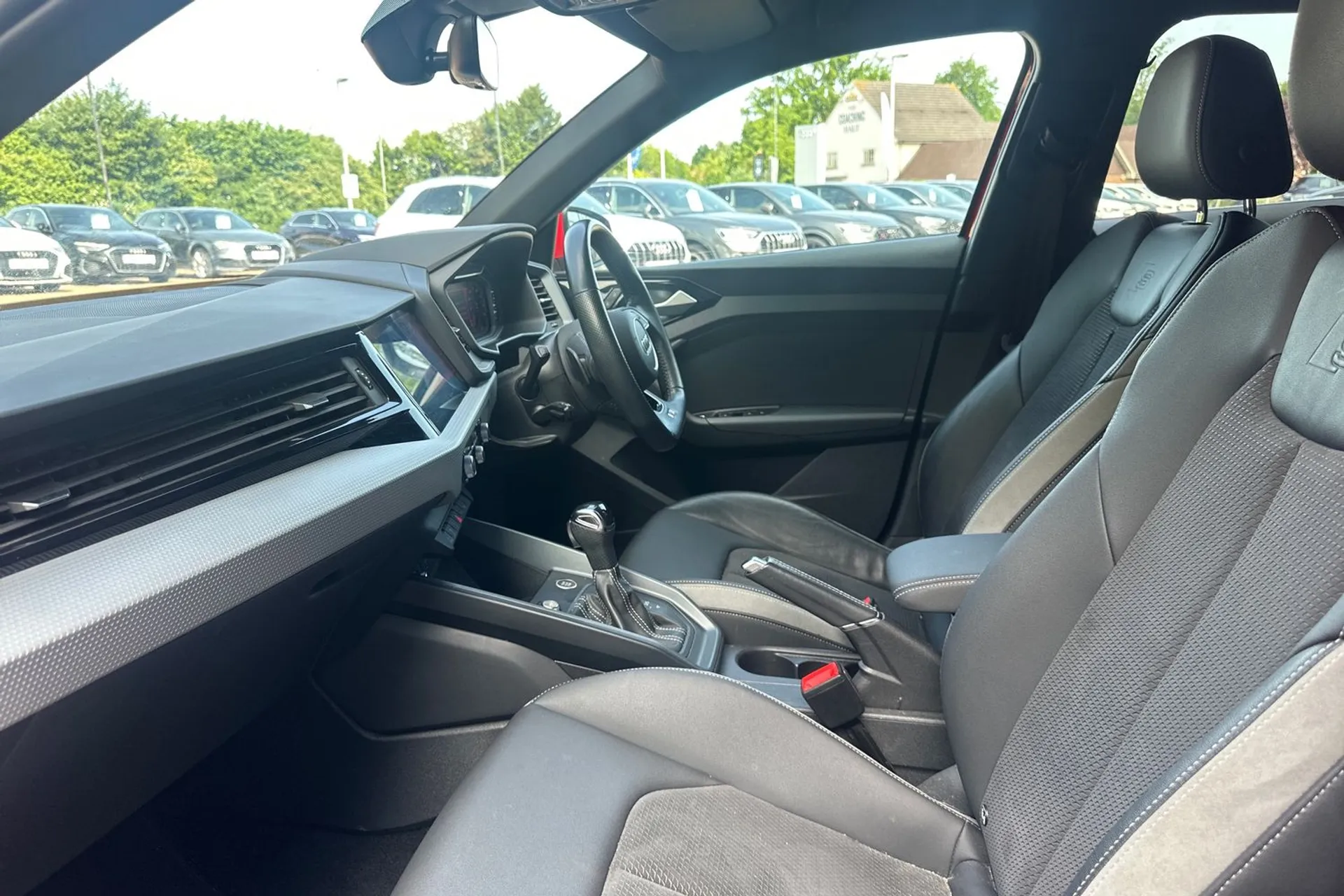 Audi A1 thumbnail image number 27
