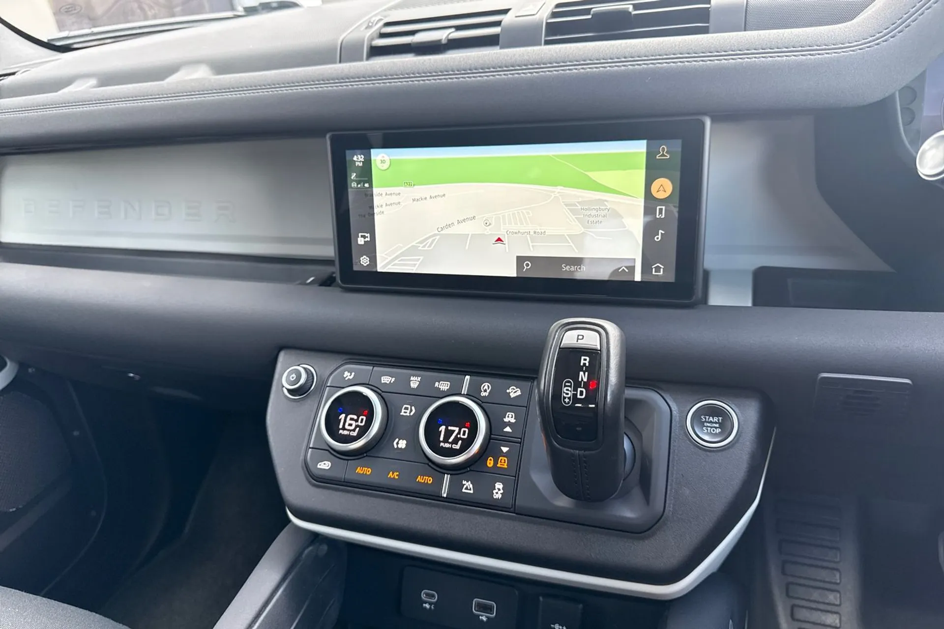 LAND ROVER DEFENDER thumbnail image number 58