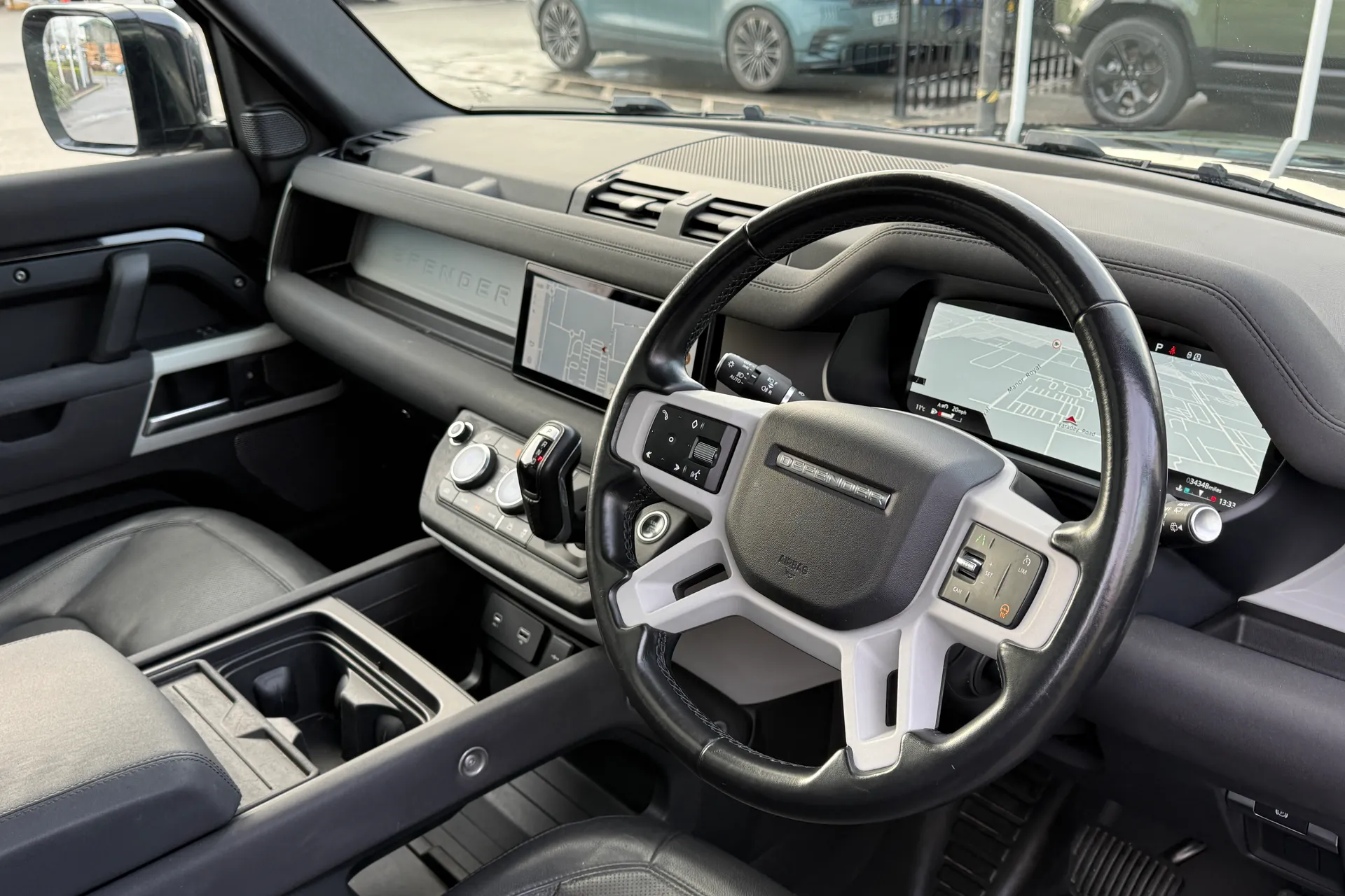 LAND ROVER DEFENDER thumbnail image number 43