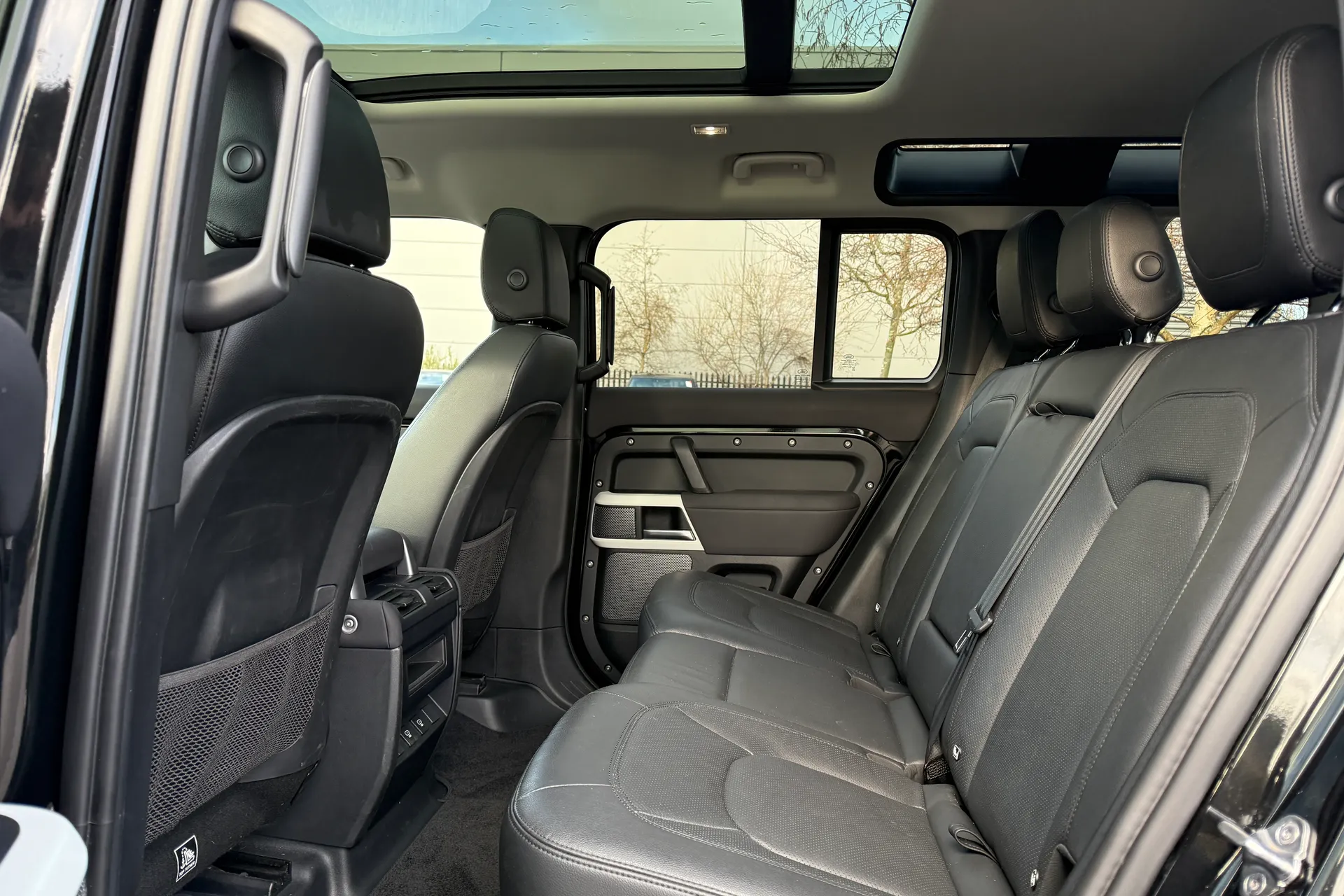 LAND ROVER DEFENDER thumbnail image number 41