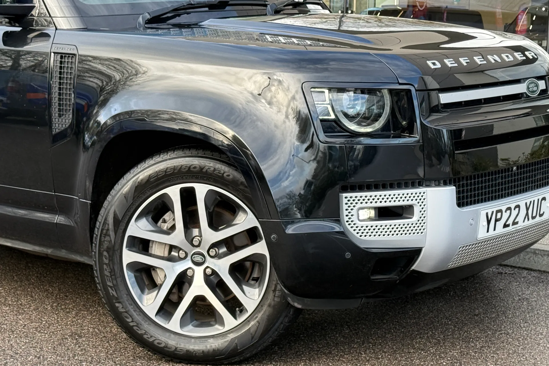 LAND ROVER DEFENDER thumbnail image number 12