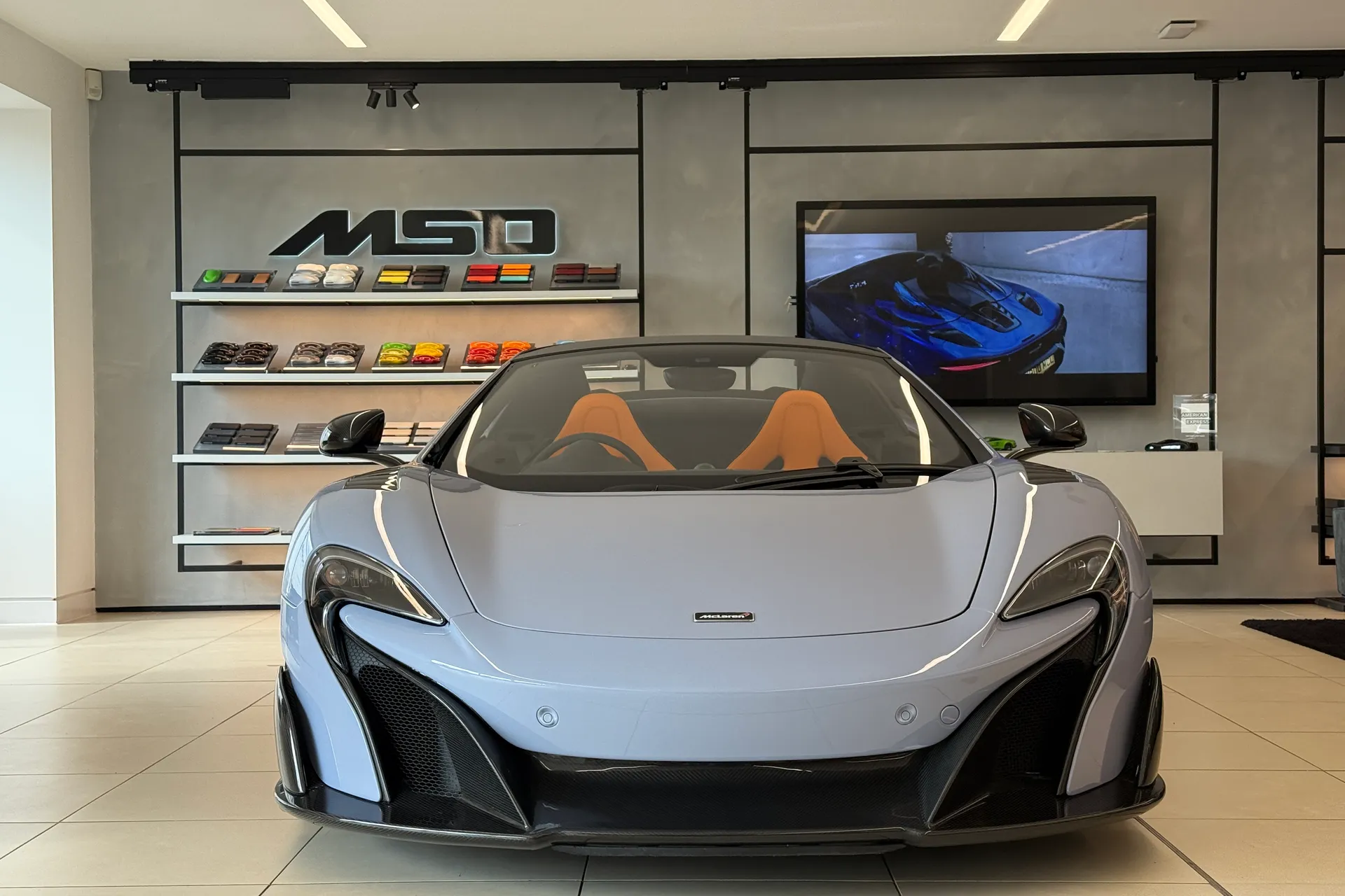 McLaren 675LT thumbnail image number 34