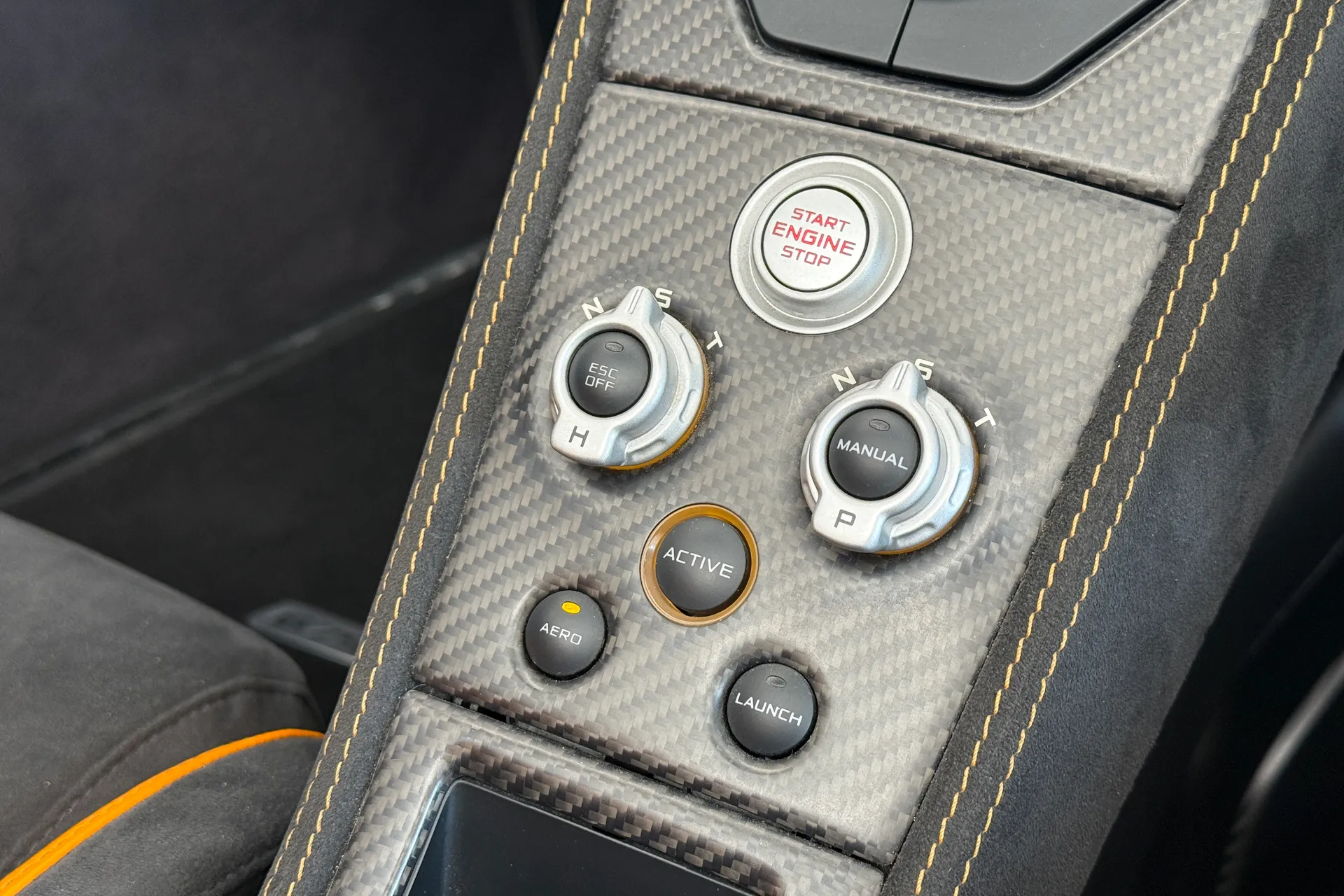 McLaren 675LT thumbnail image number 25