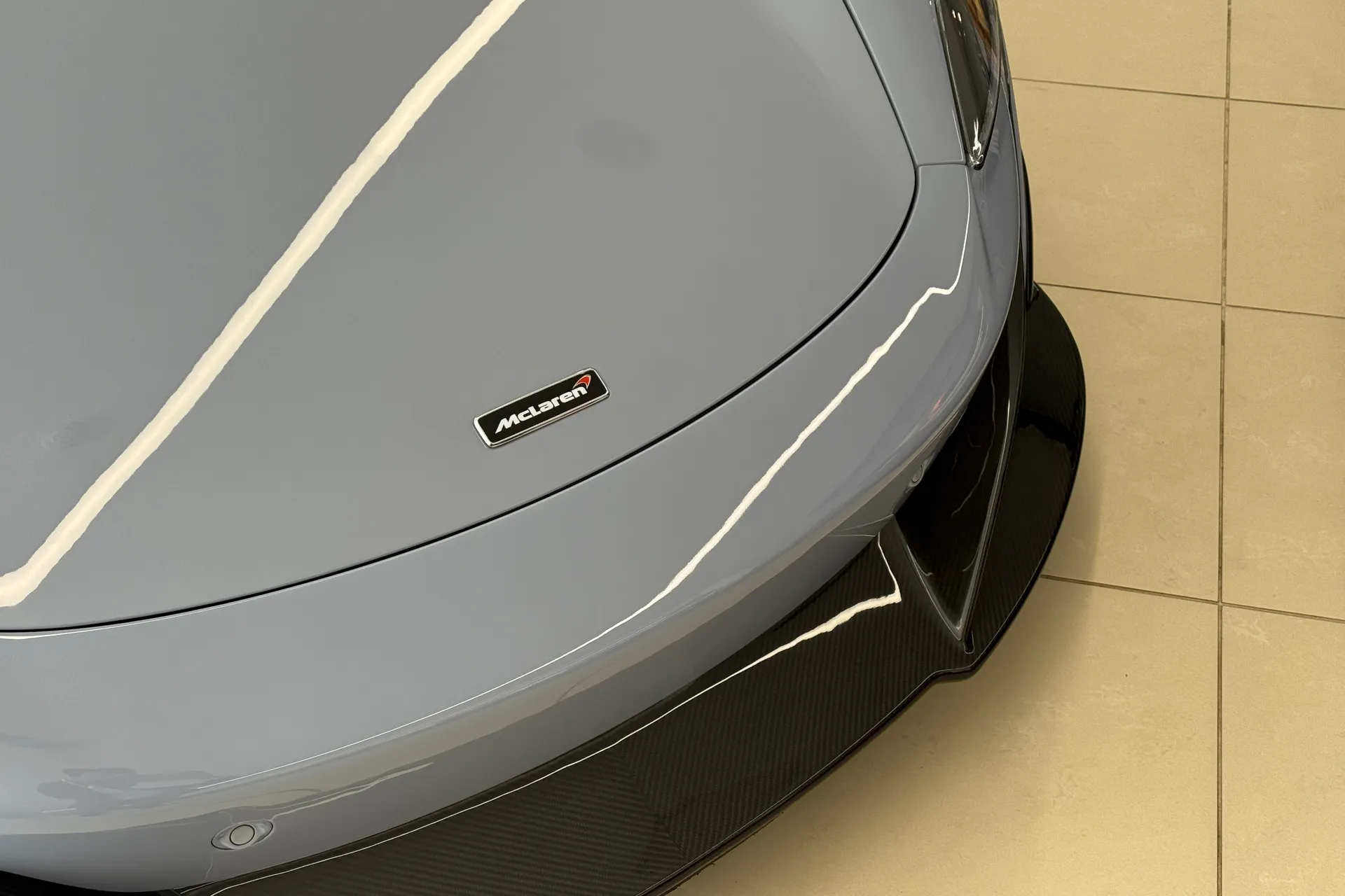 McLaren 675LT thumbnail image number 9