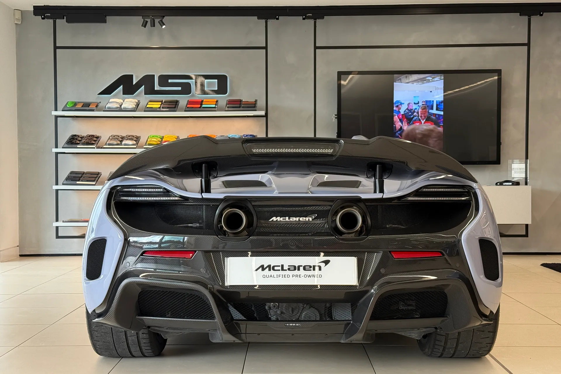 McLaren 675LT thumbnail image number 42