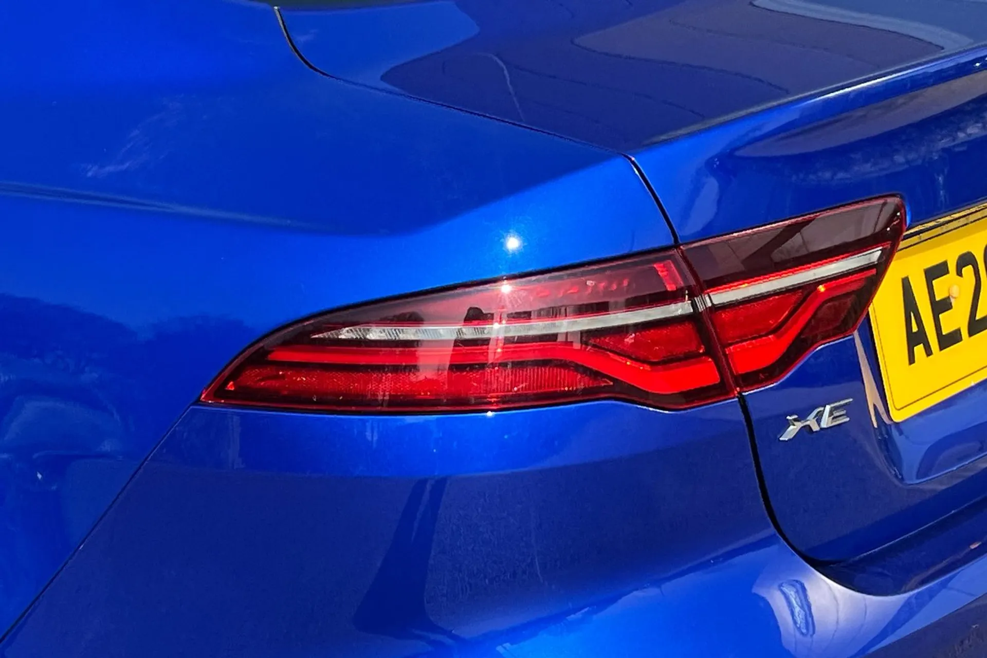 Jaguar XE thumbnail image number 51
