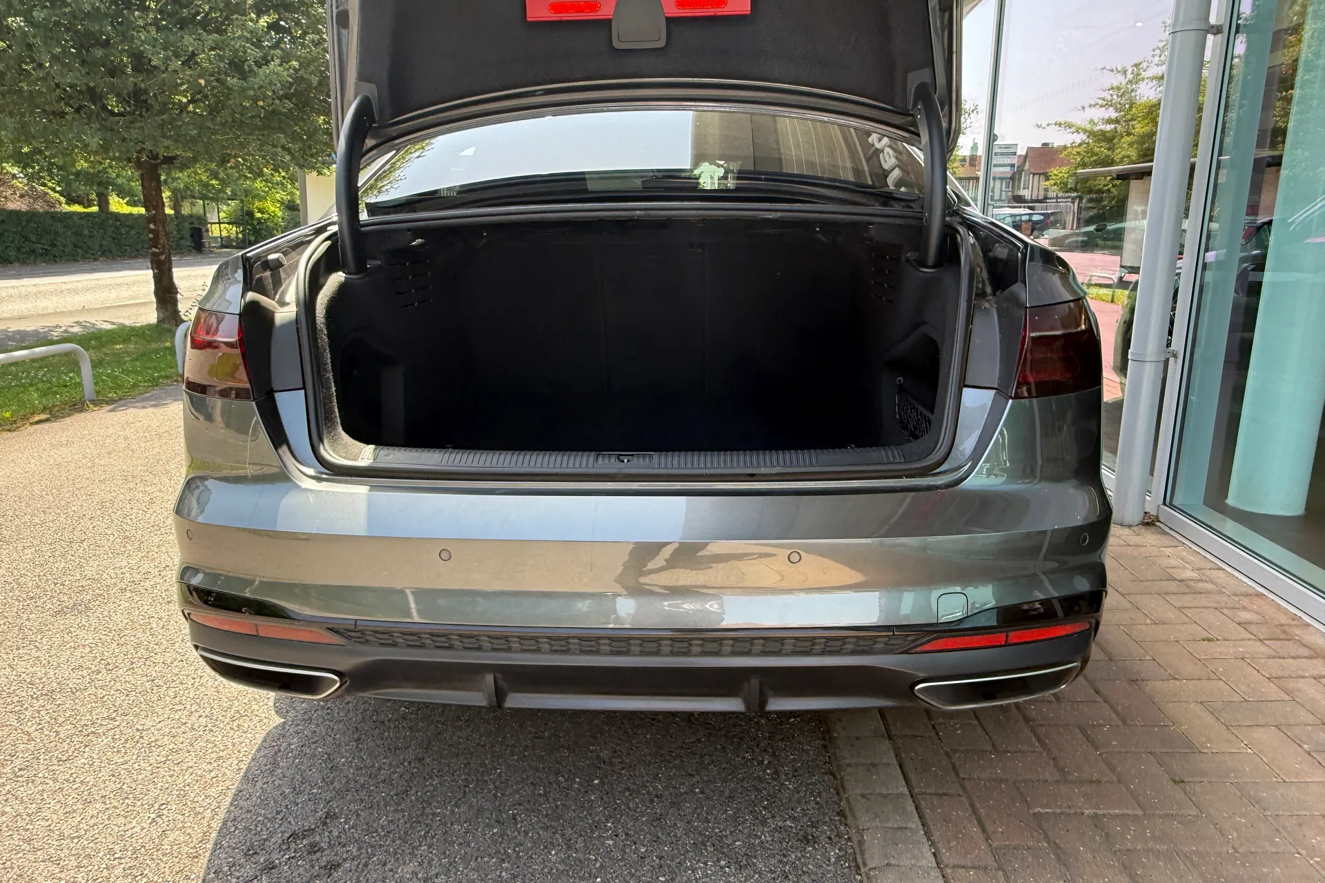Audi A4 thumbnail image number 54