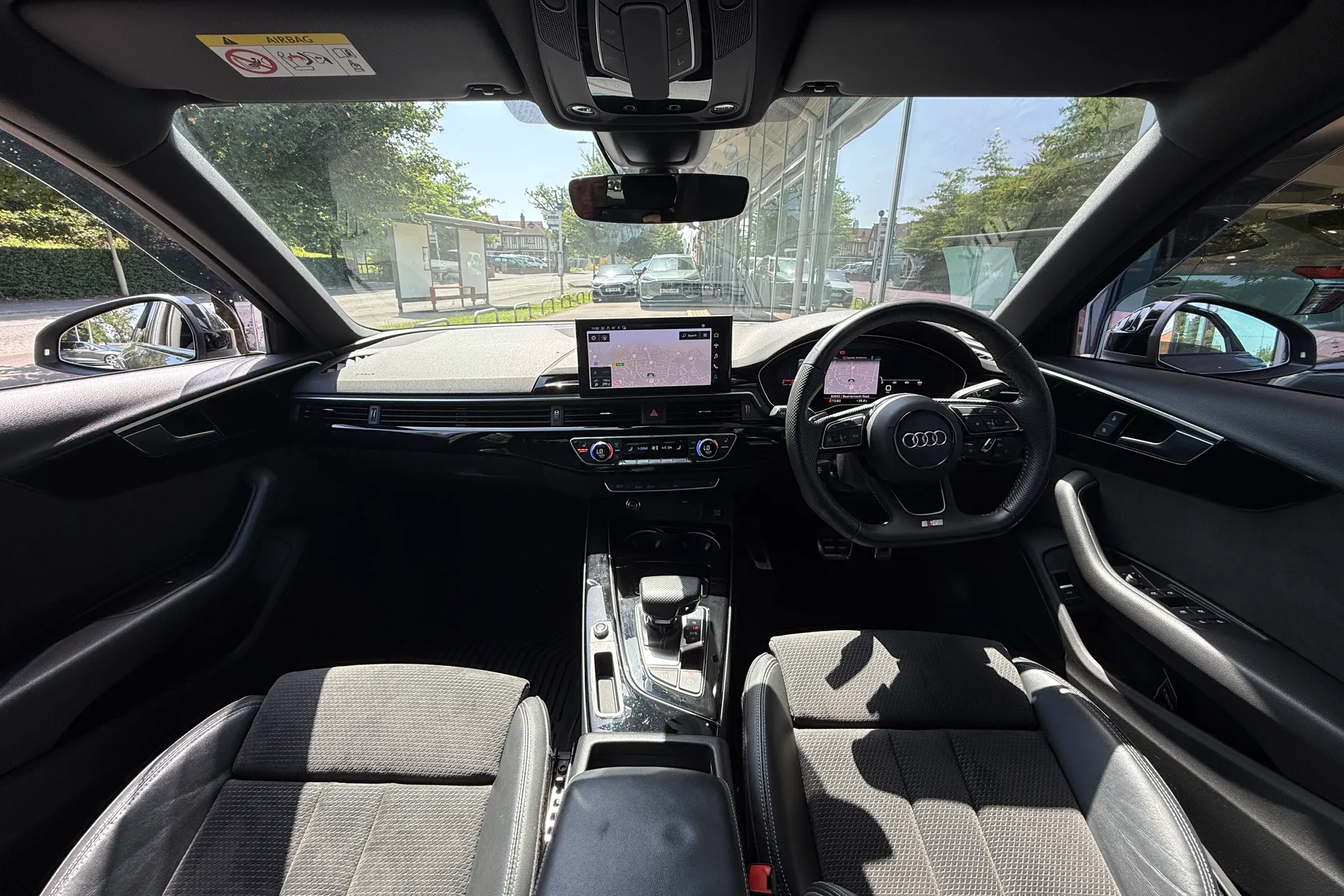 Audi A4 thumbnail image number 3
