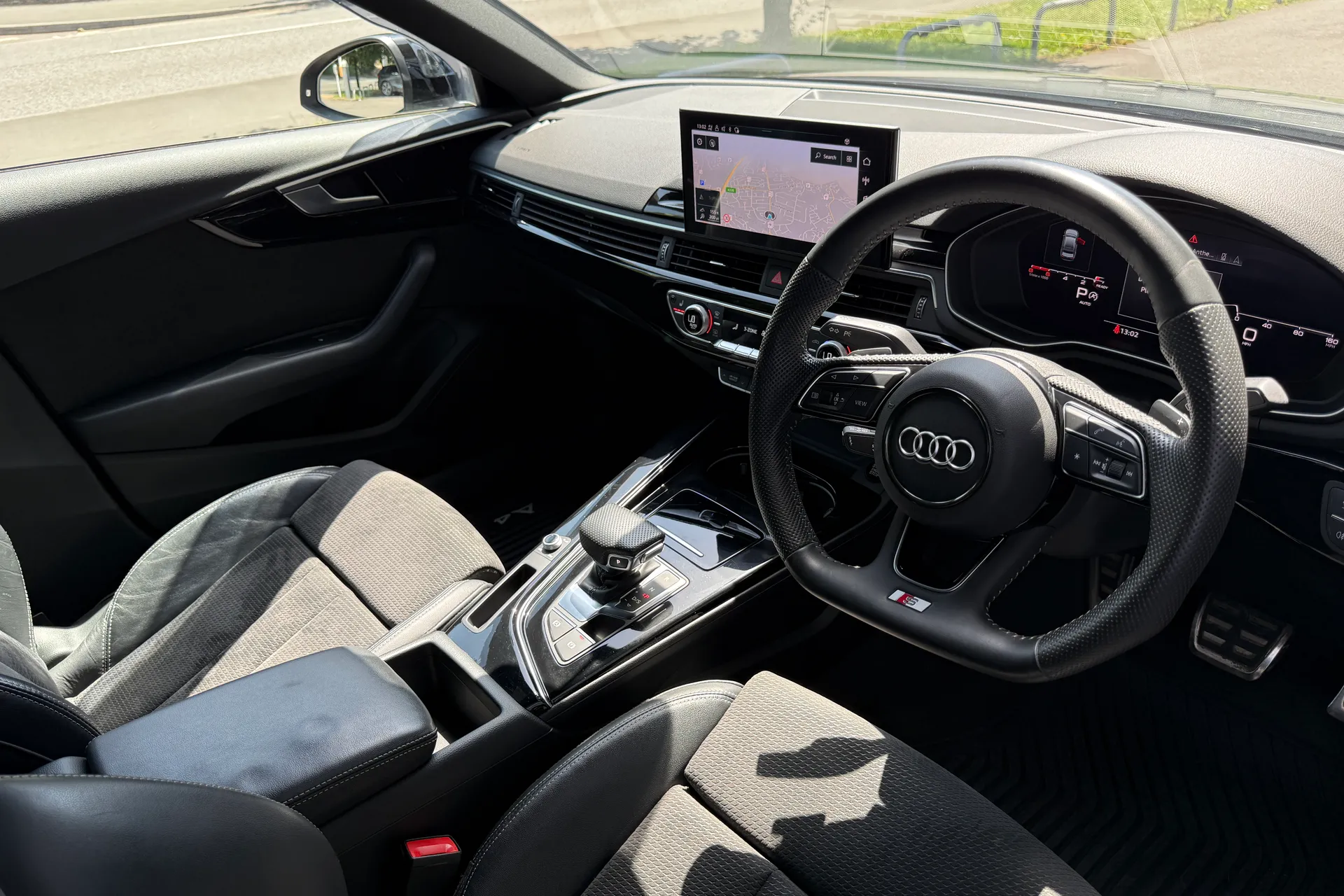 Audi A4 thumbnail image number 8