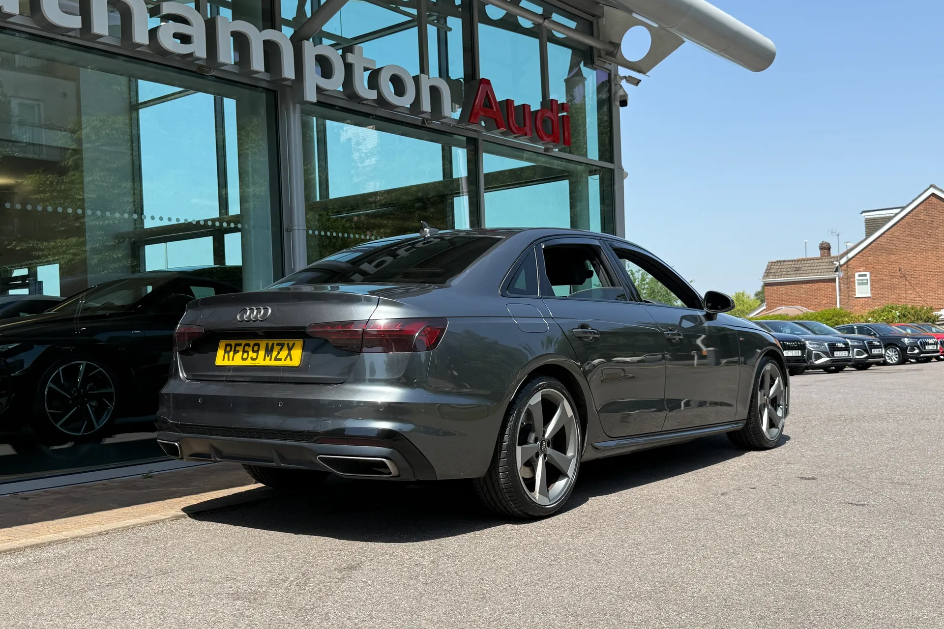 Audi A4 thumbnail image number 62