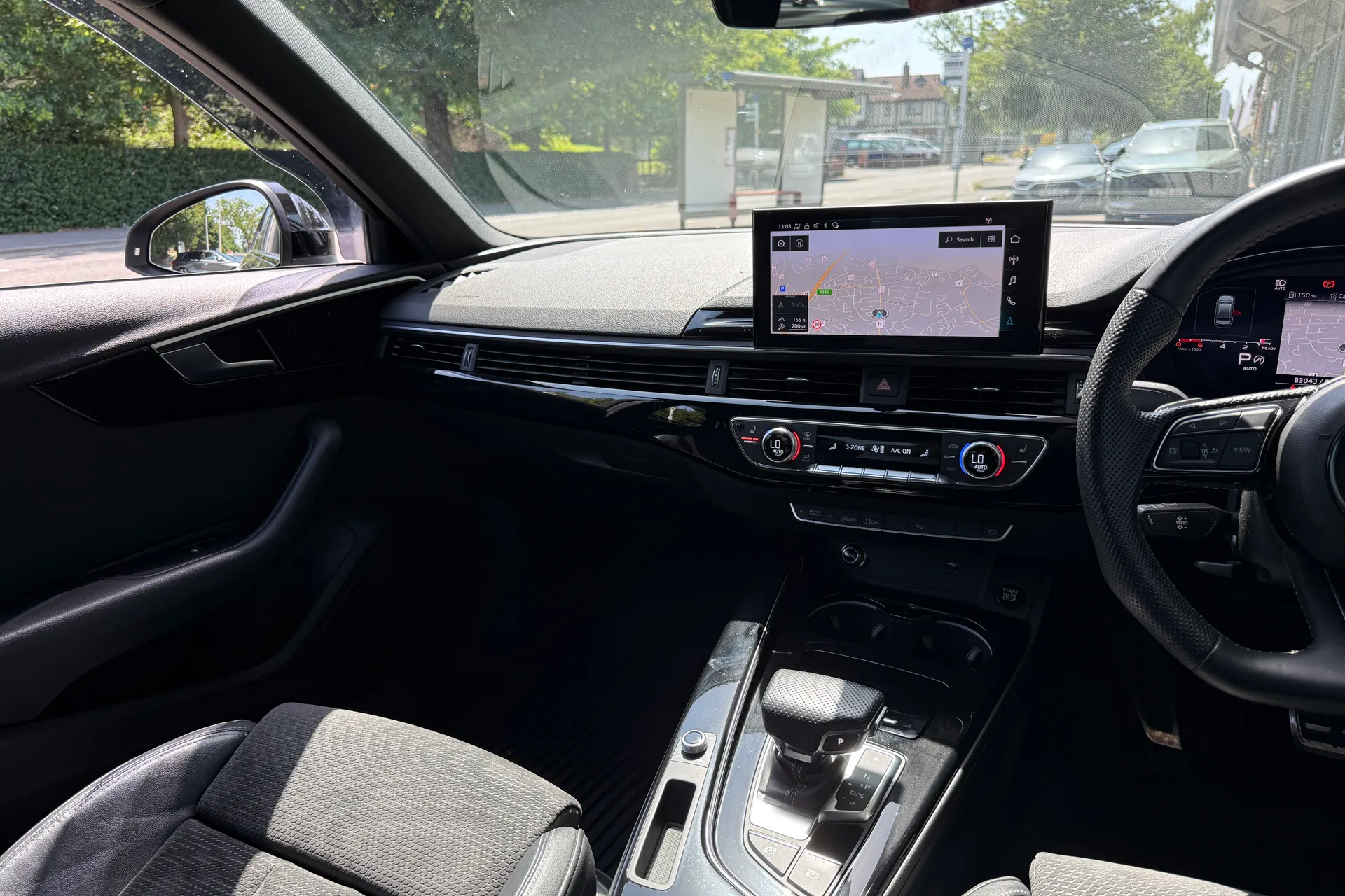 Audi A4 thumbnail image number 47