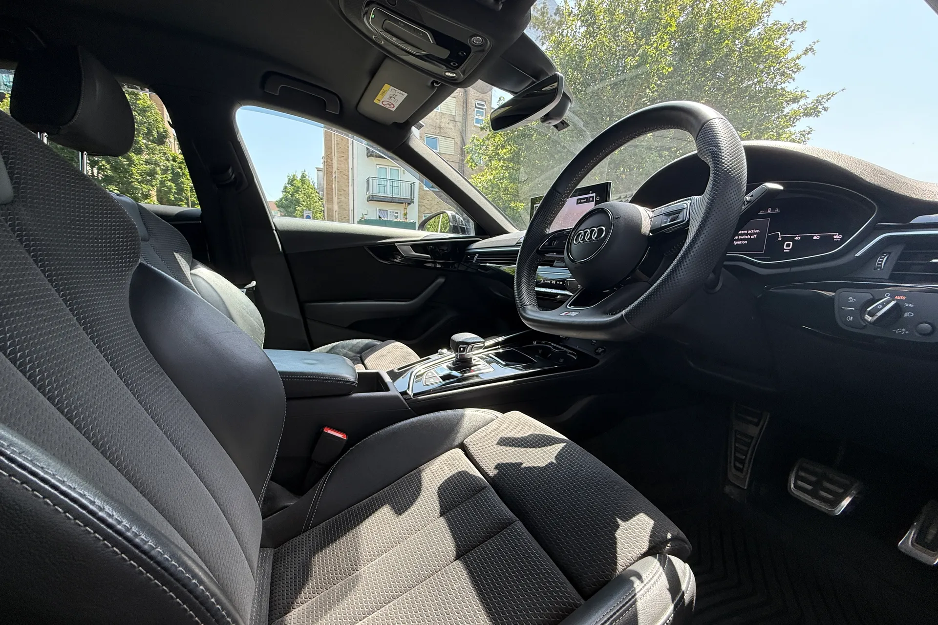 Audi A4 thumbnail image number 7