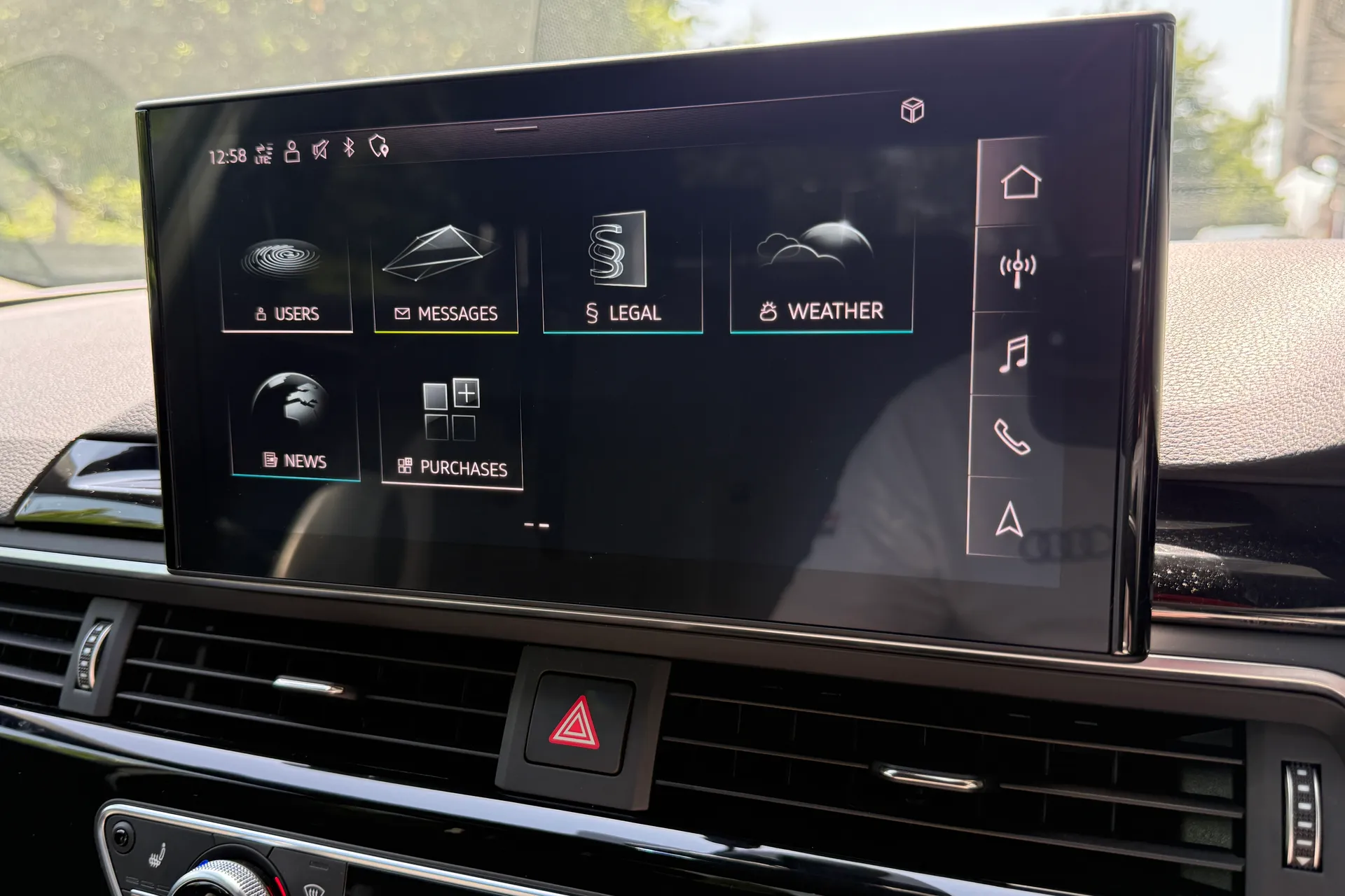 Audi A4 thumbnail image number 15