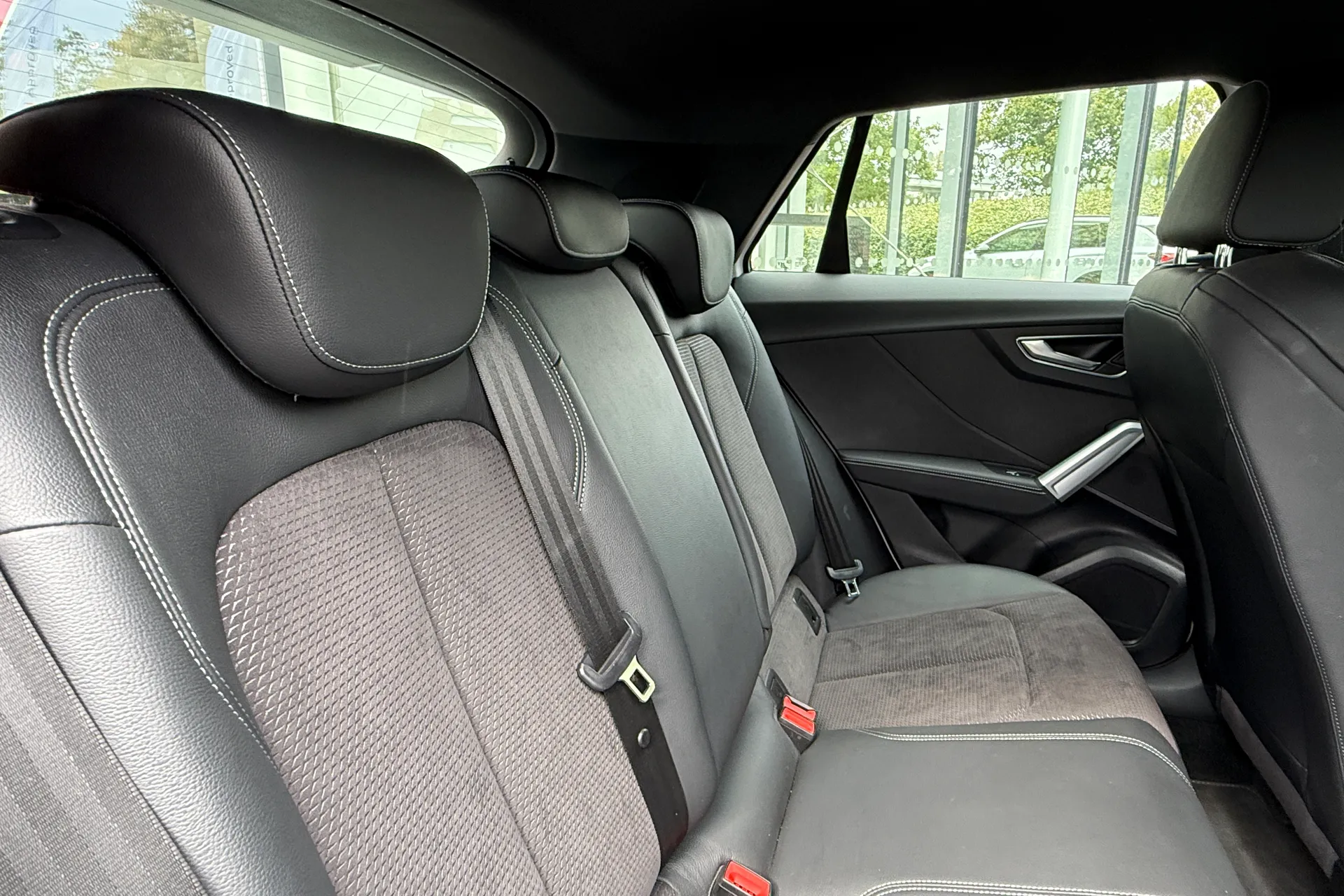 Audi Q2 thumbnail image number 35