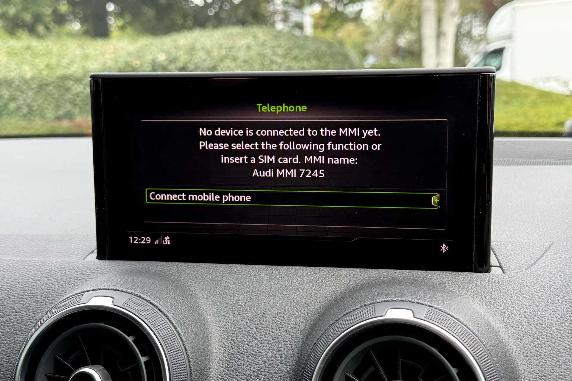 Audi Q2 thumbnail image number 29