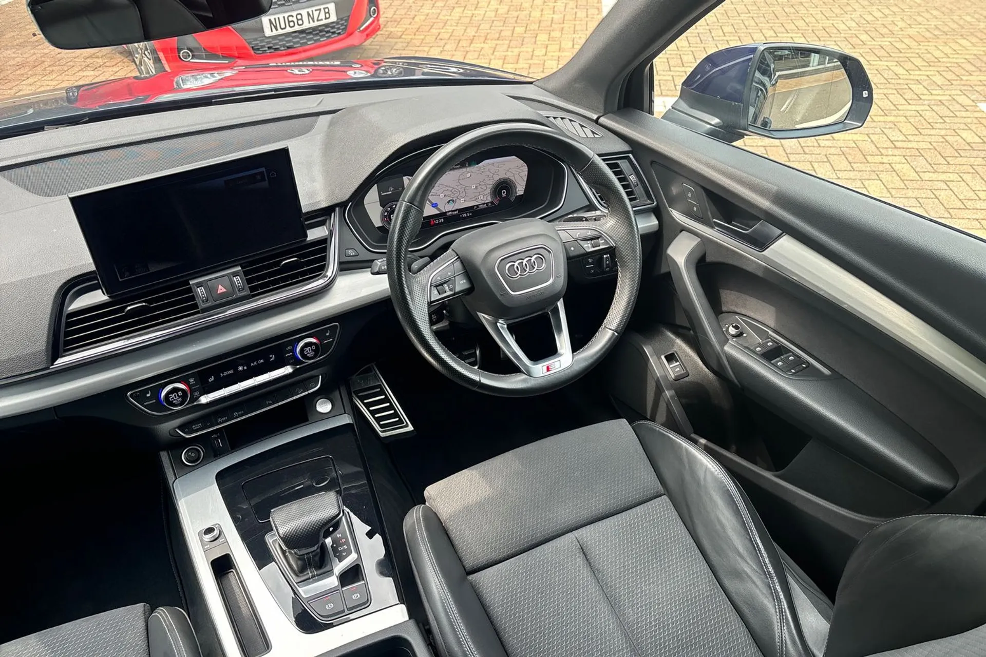 Audi Q5 thumbnail image number 33