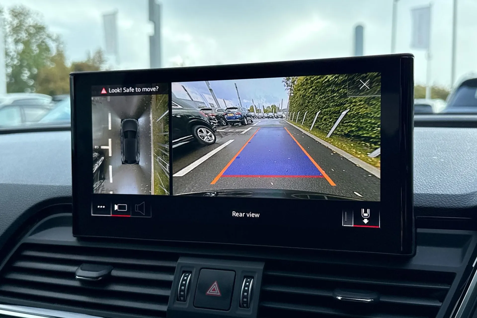 Audi Q5 thumbnail image number 21