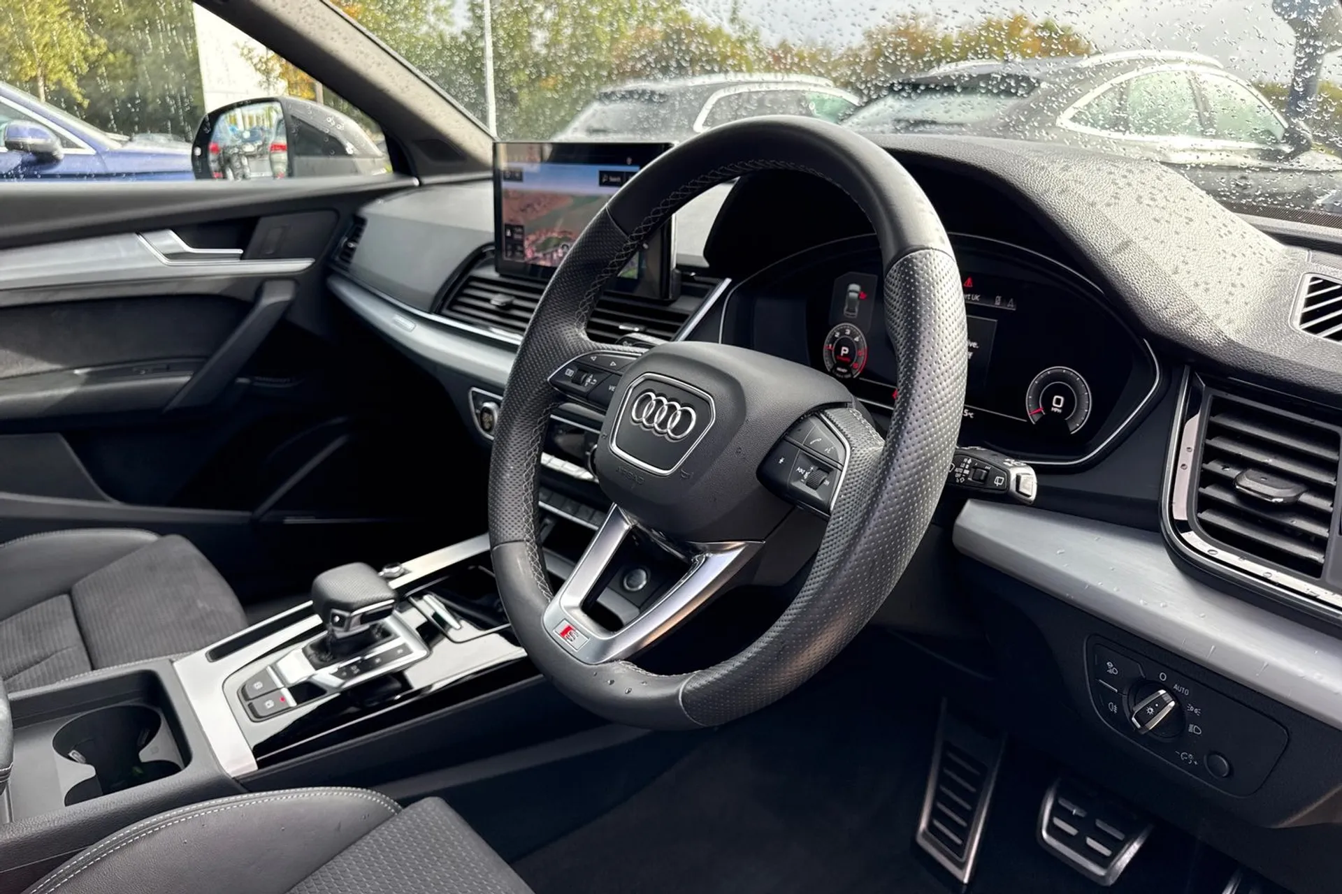 Audi Q5 thumbnail image number 26