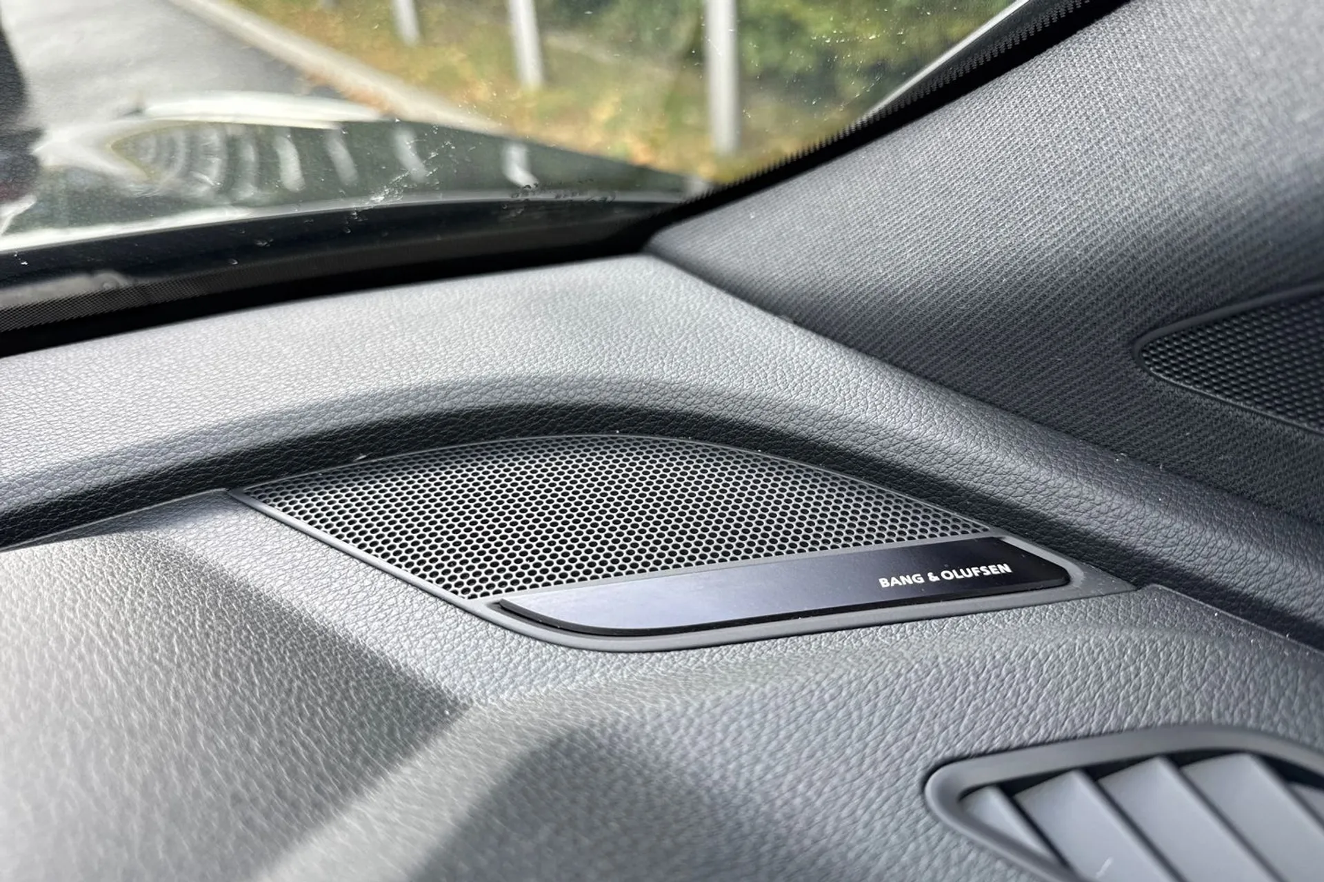 Audi Q5 thumbnail image number 27