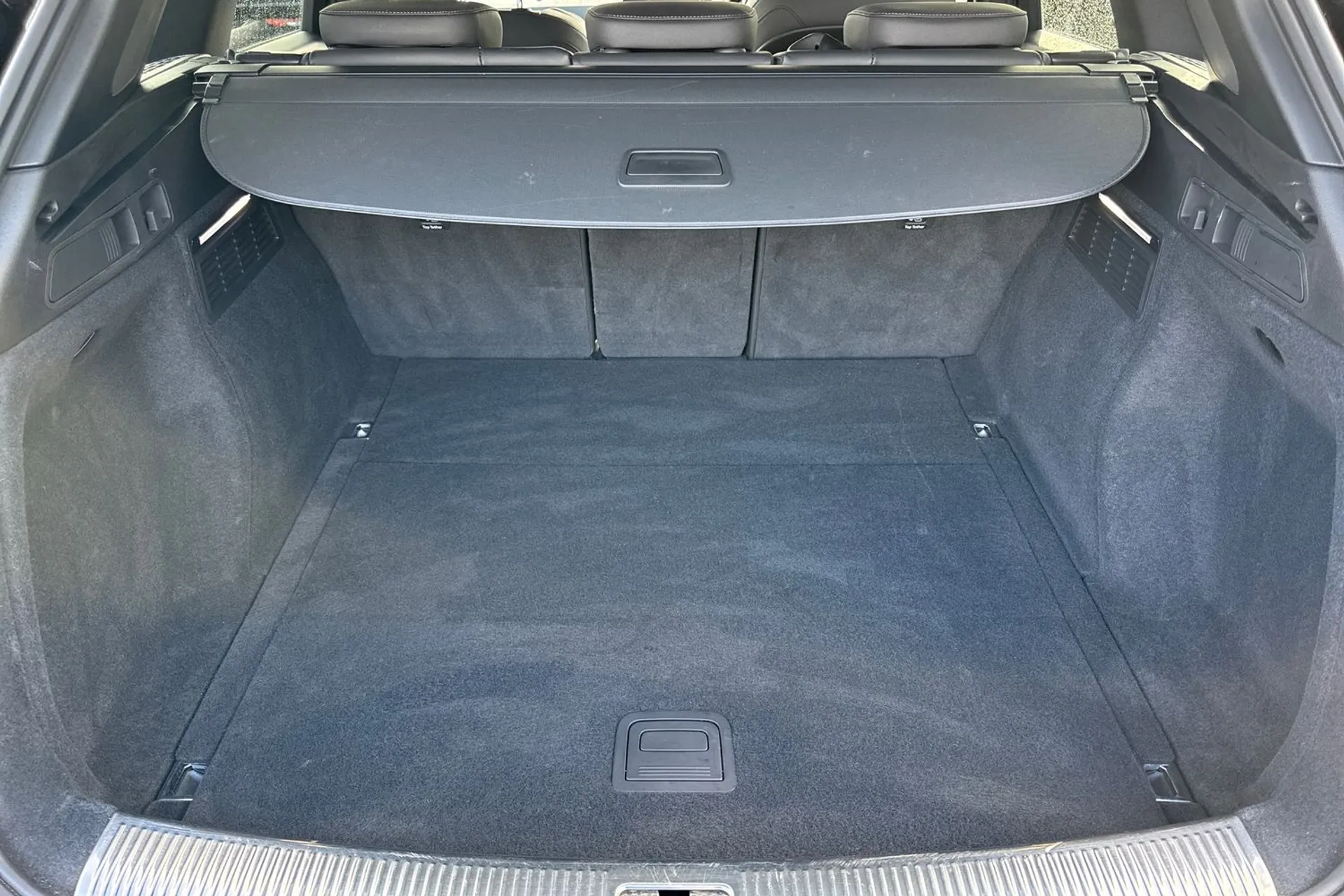 Audi Q5 thumbnail image number 17