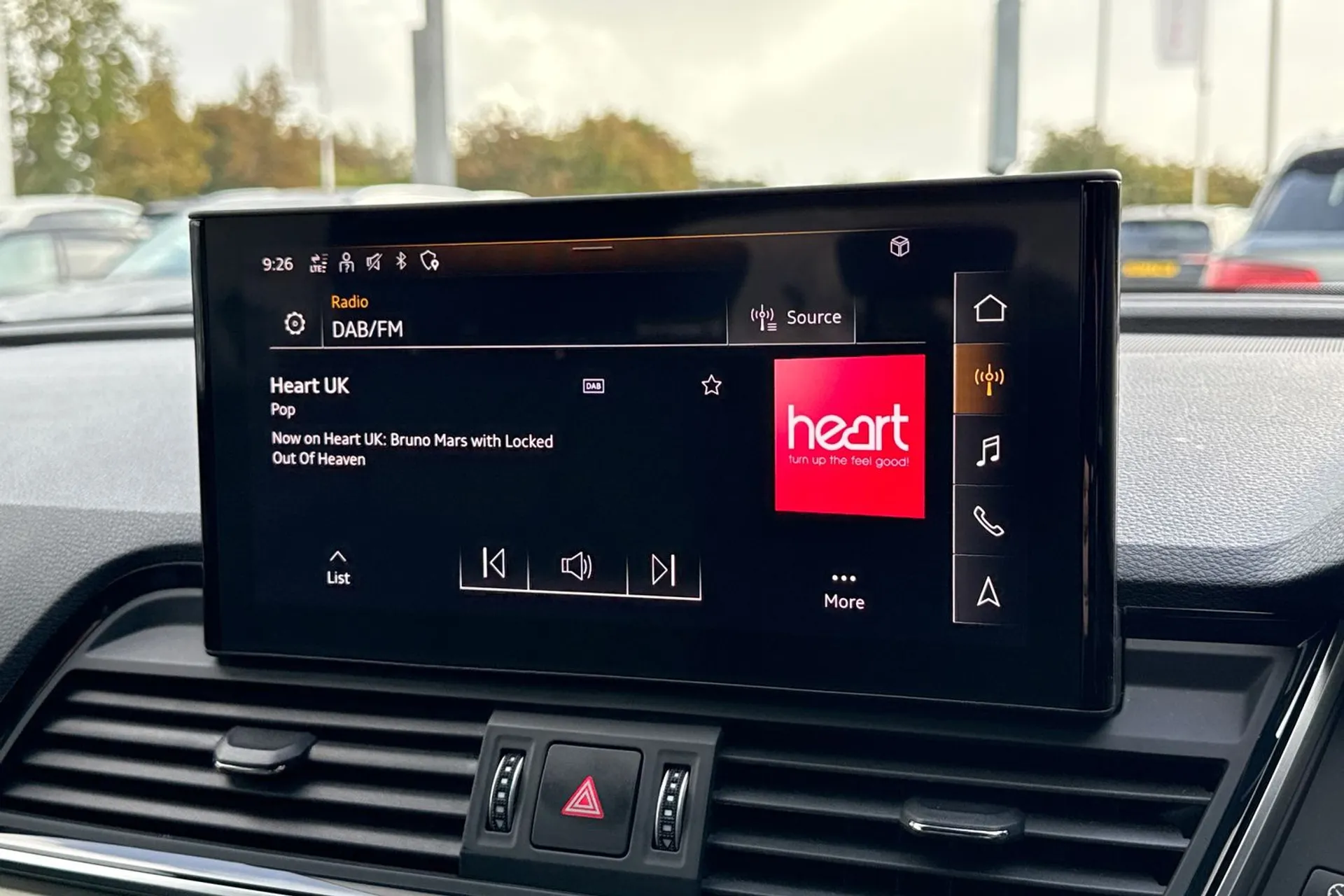 Audi Q5 thumbnail image number 23