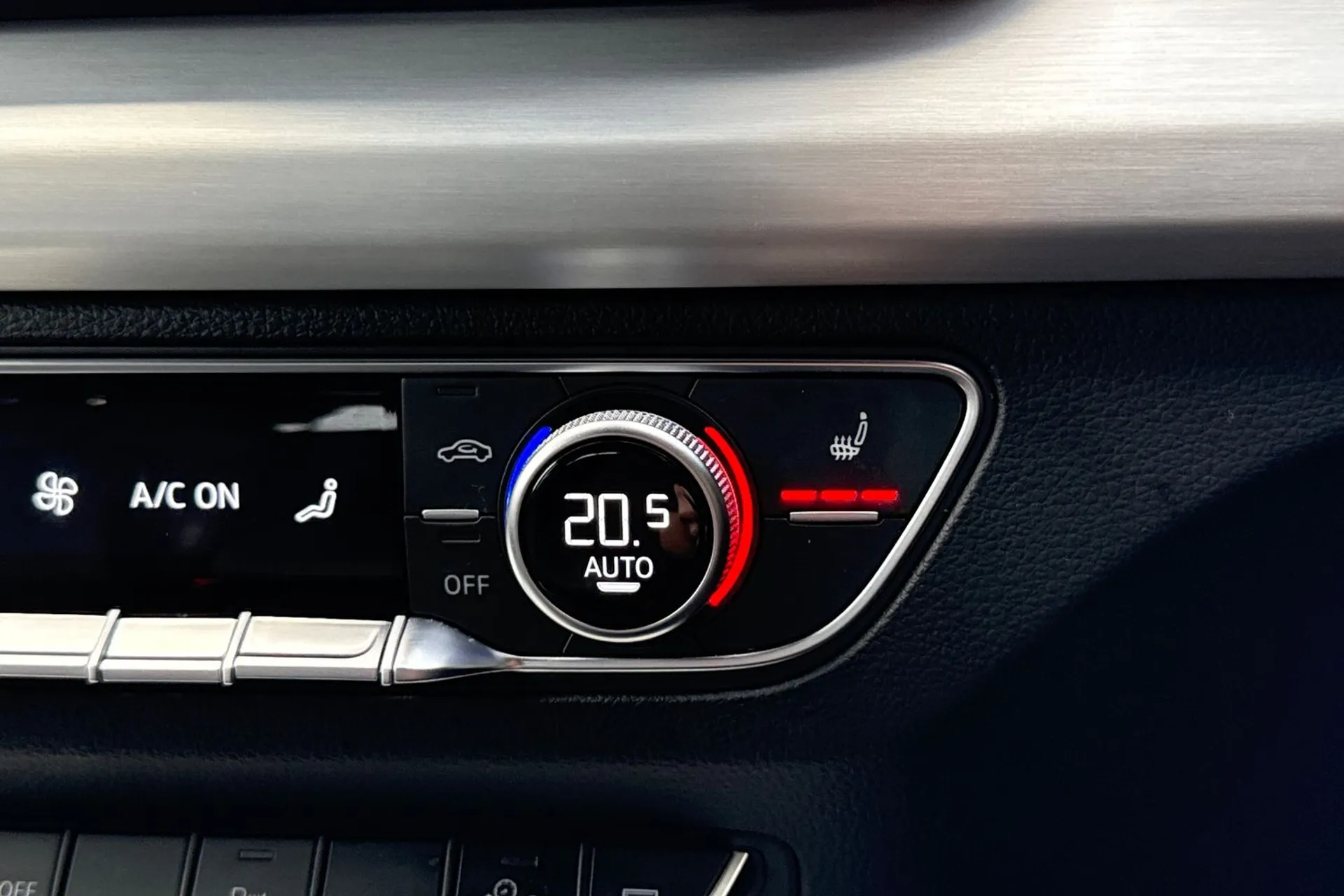 Audi Q5 thumbnail image number 33