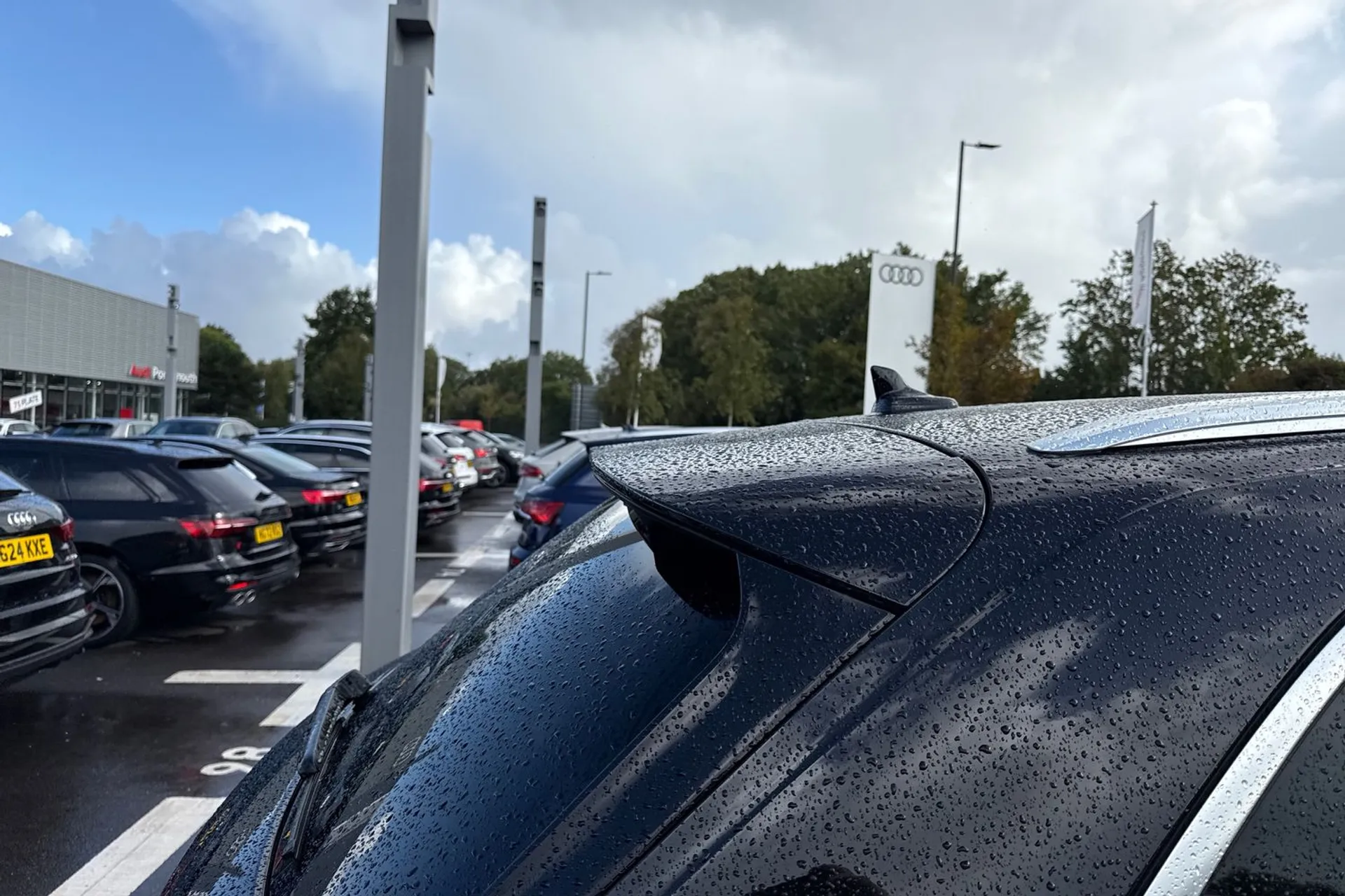 Audi Q5 thumbnail image number 14