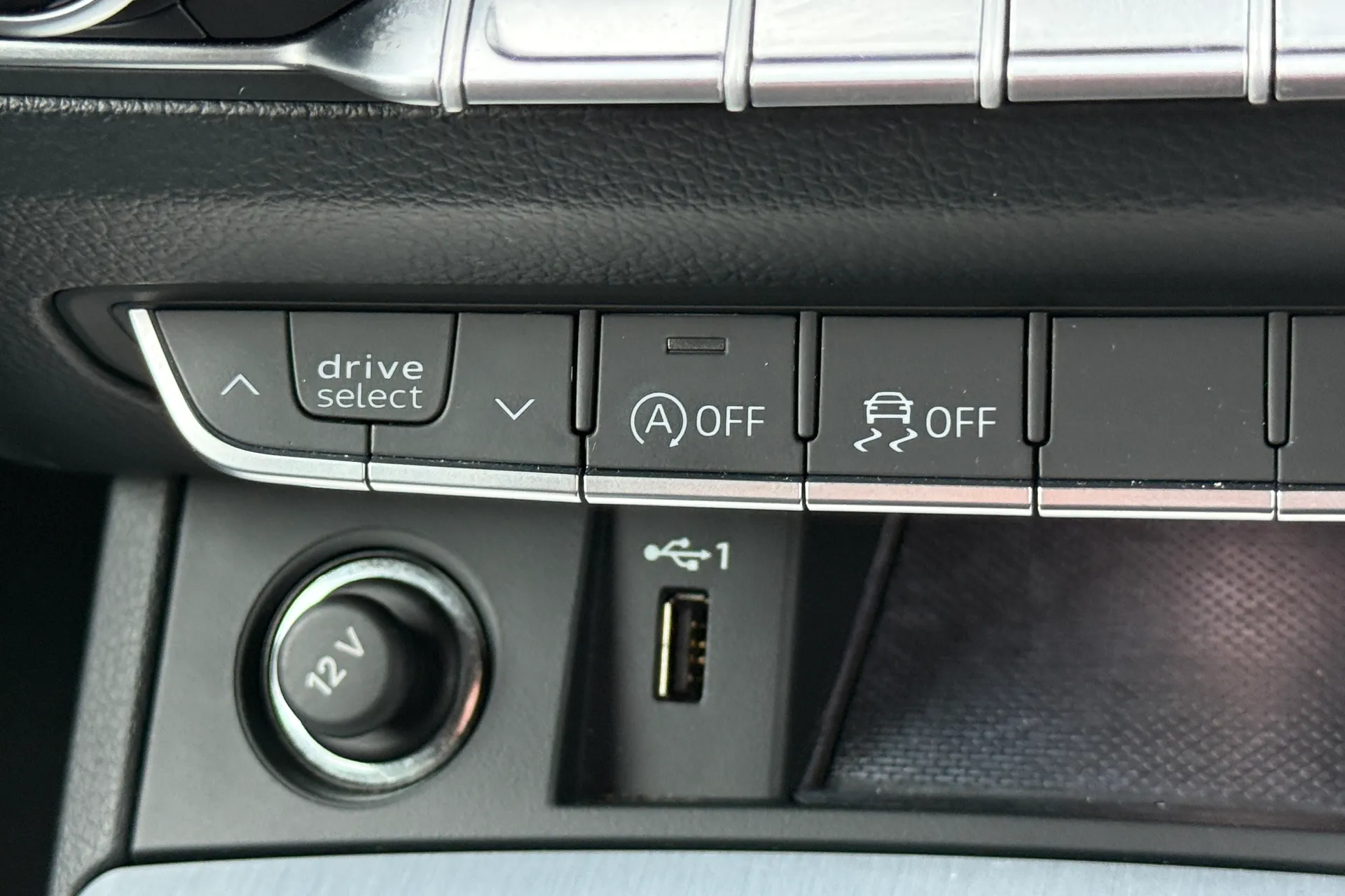 Audi Q5 thumbnail image number 14