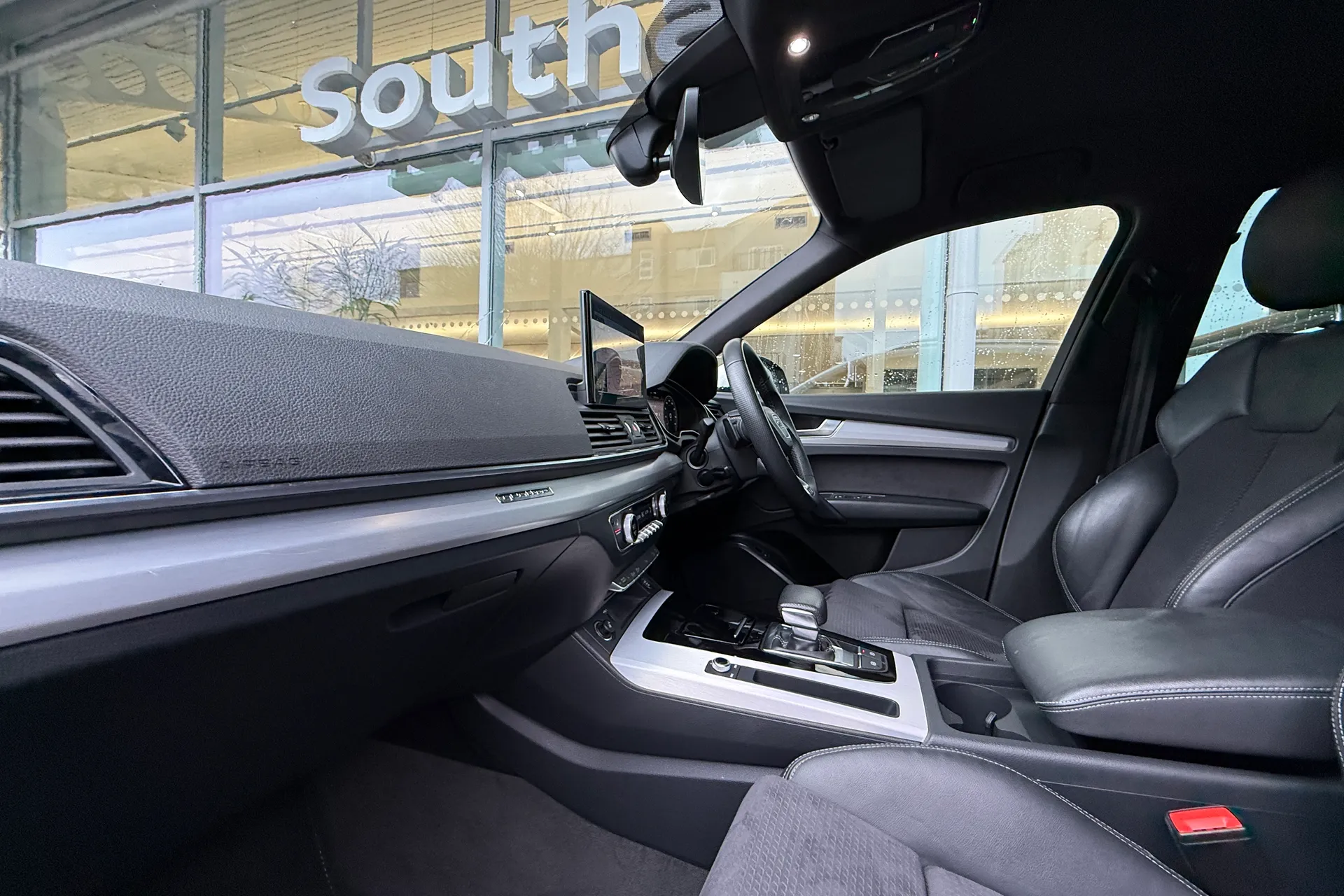 Audi Q5 thumbnail image number 8